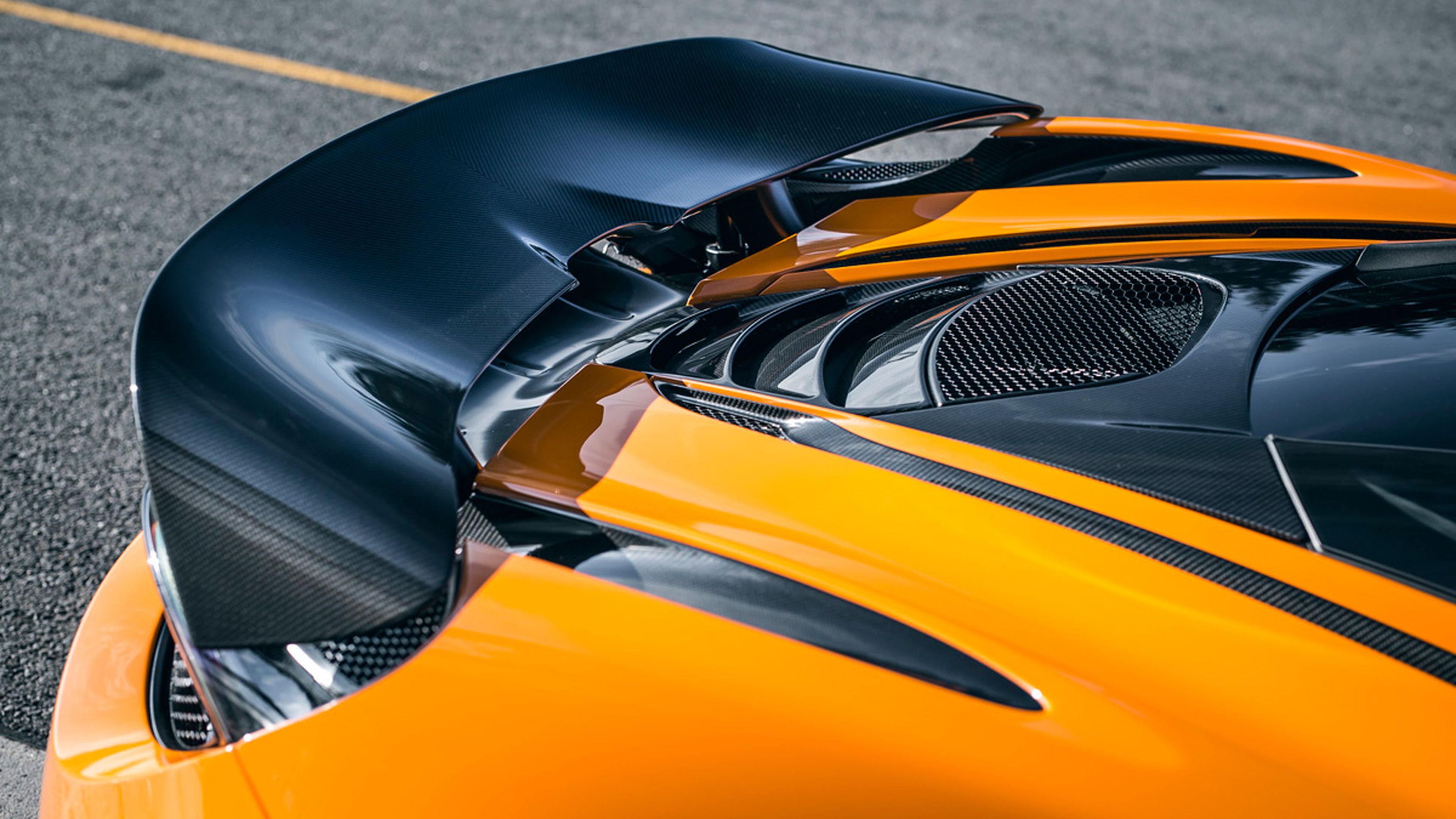 McLaren 720S alerón fibra de carbono