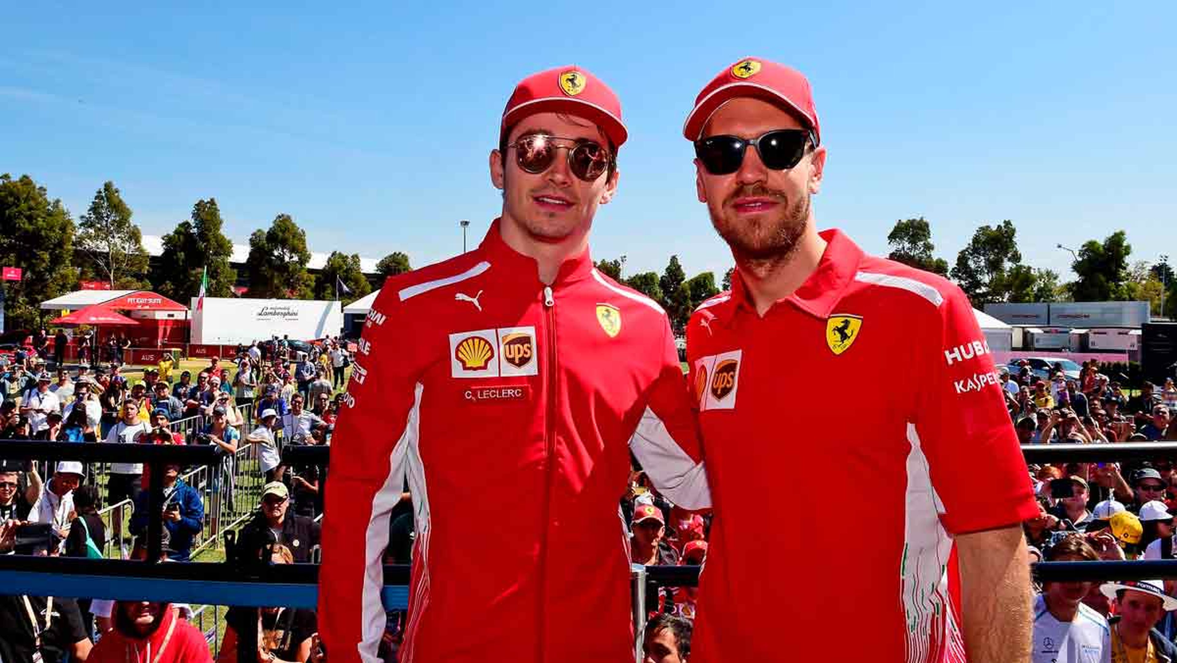 Vettel y Leclerc Ferrari