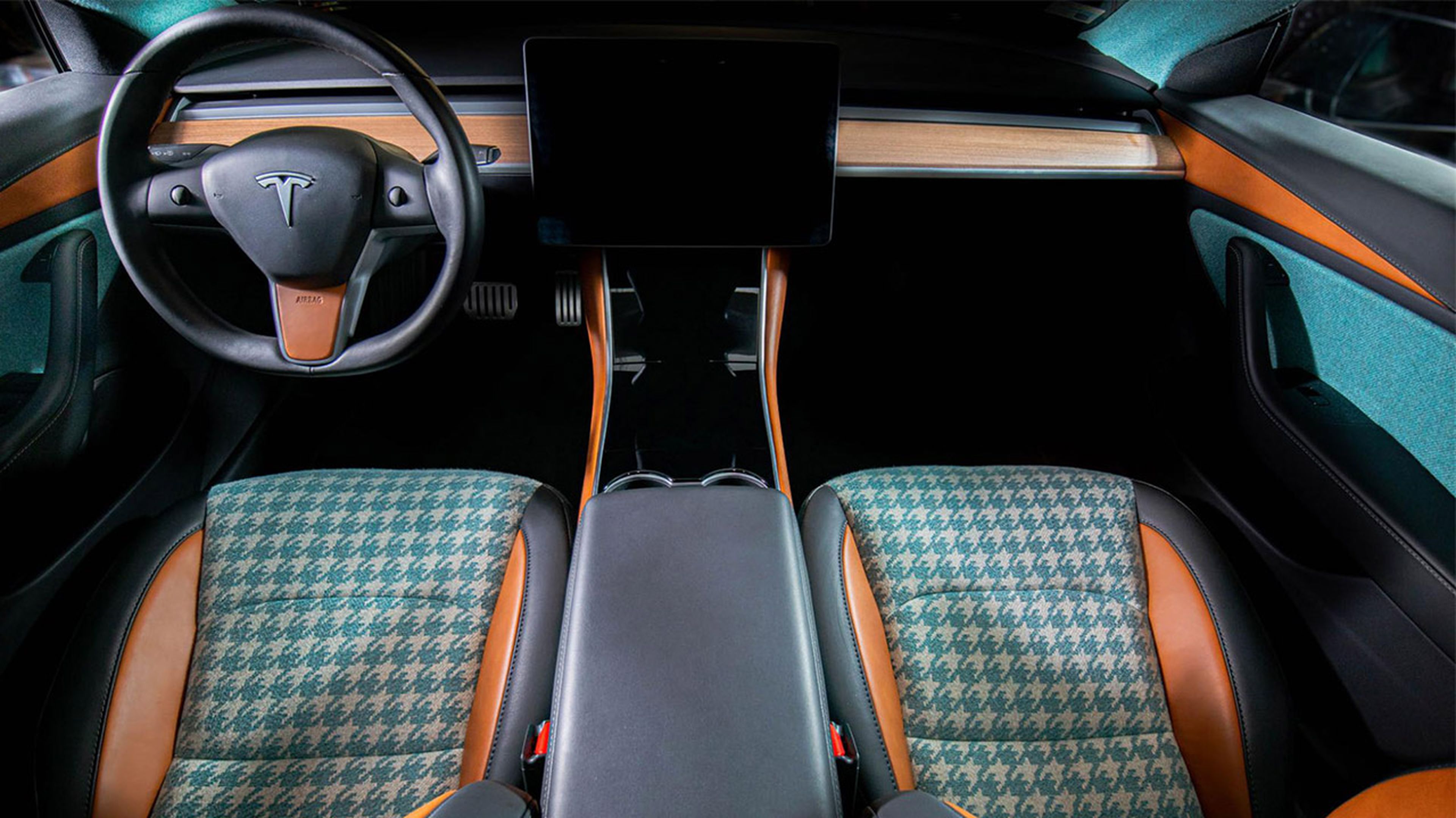 Interior personalizado del Tesla Model 3