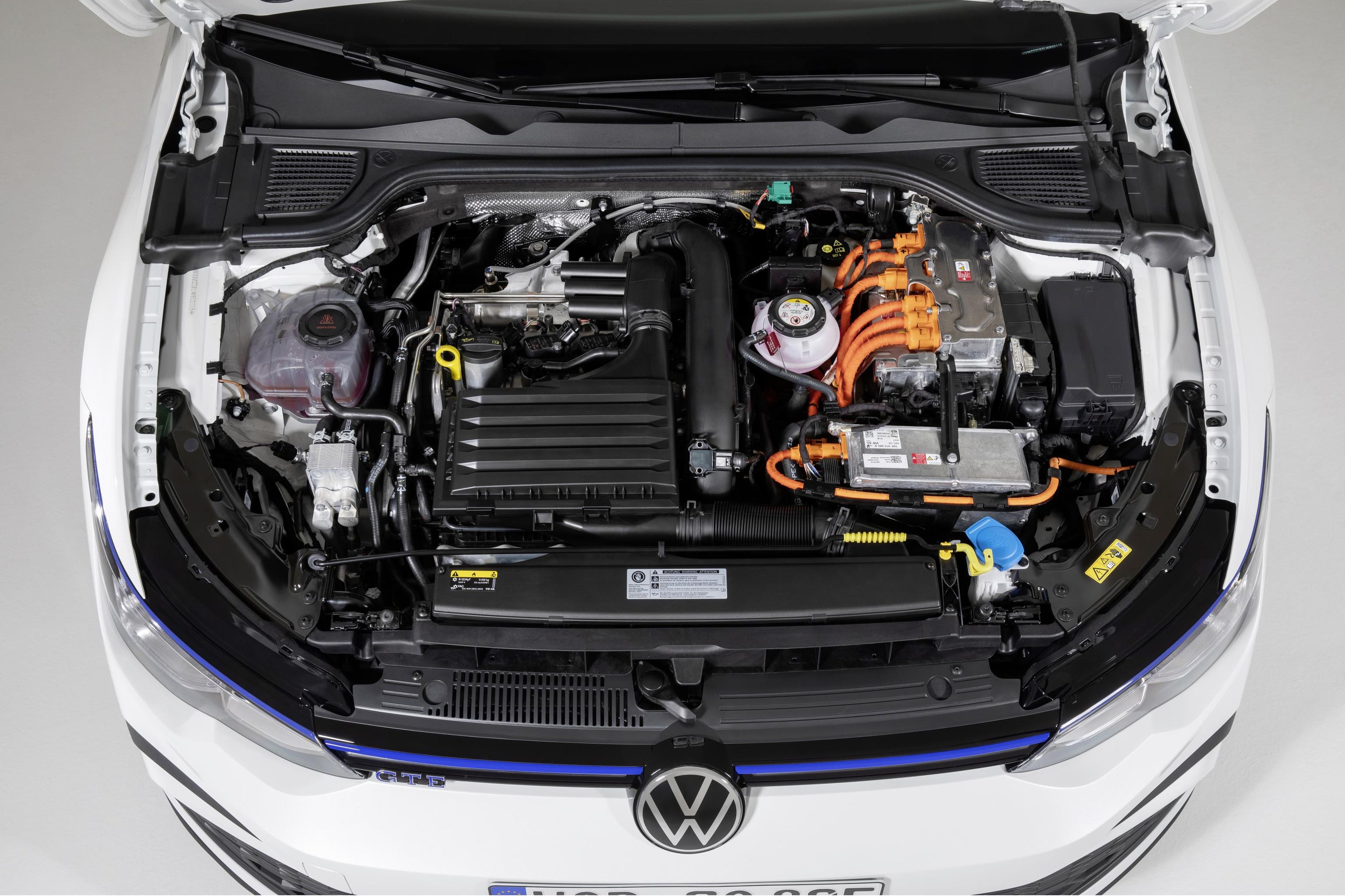 Toyota Corolla o Volkswagen Golf híbrido comprar en 2021 Golf