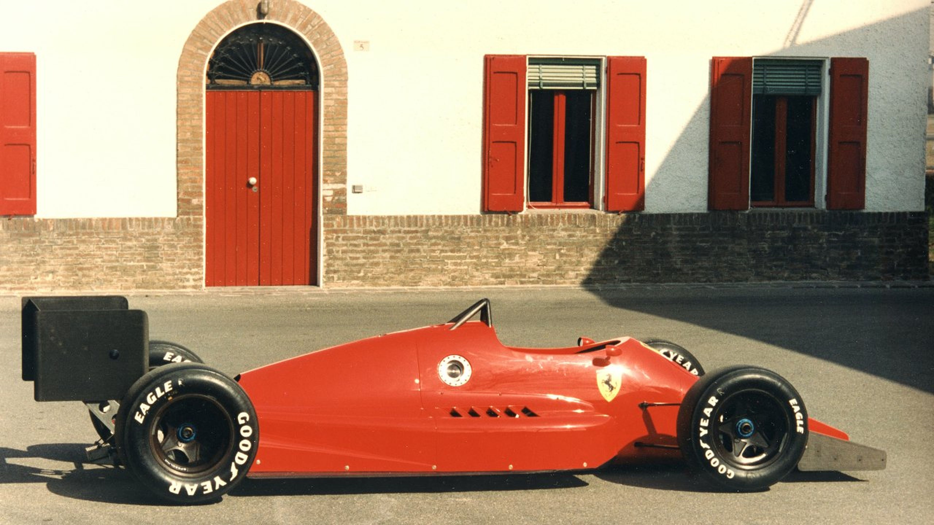 Ferrari 637