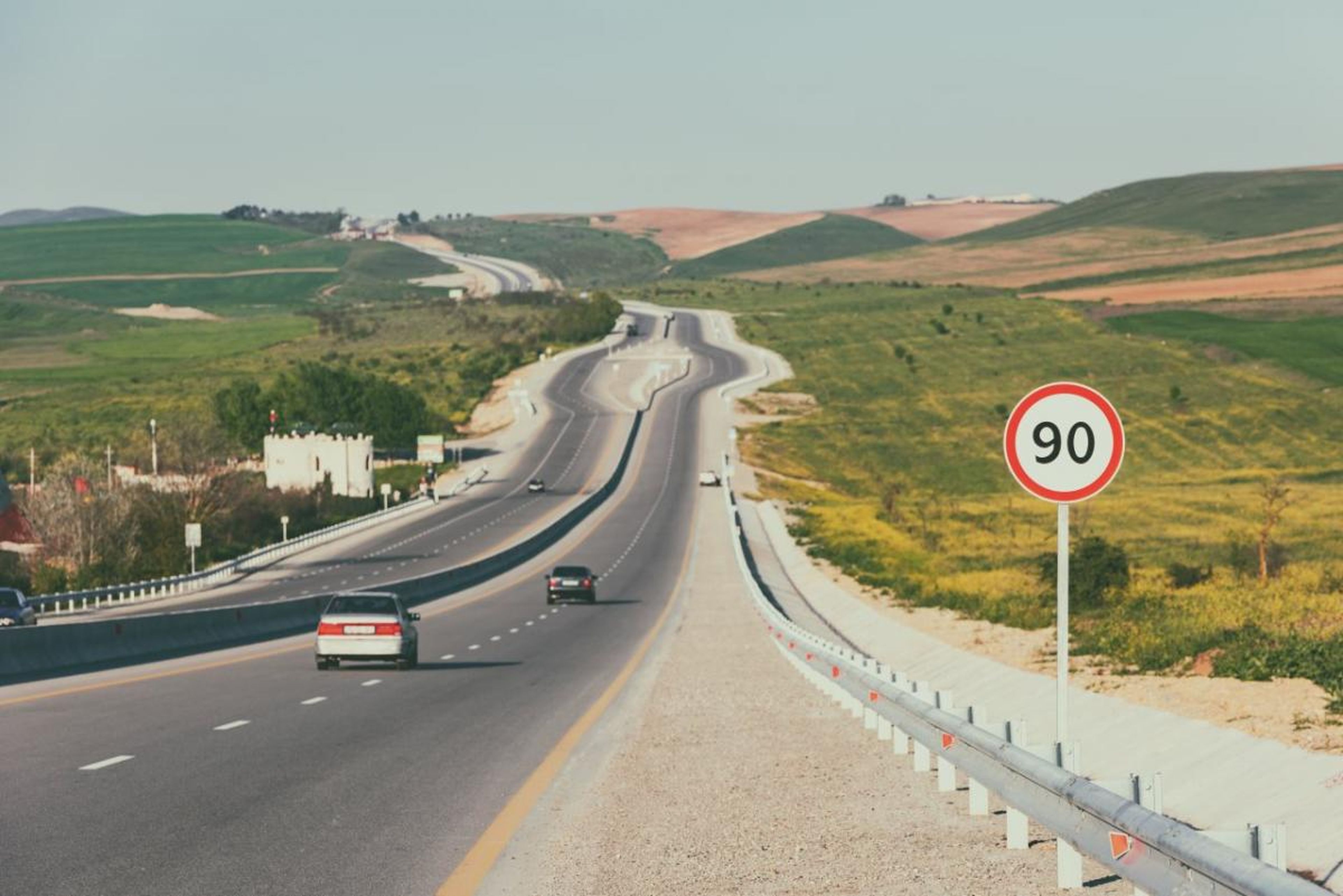 La increíble historia de los límites de velocidad en España