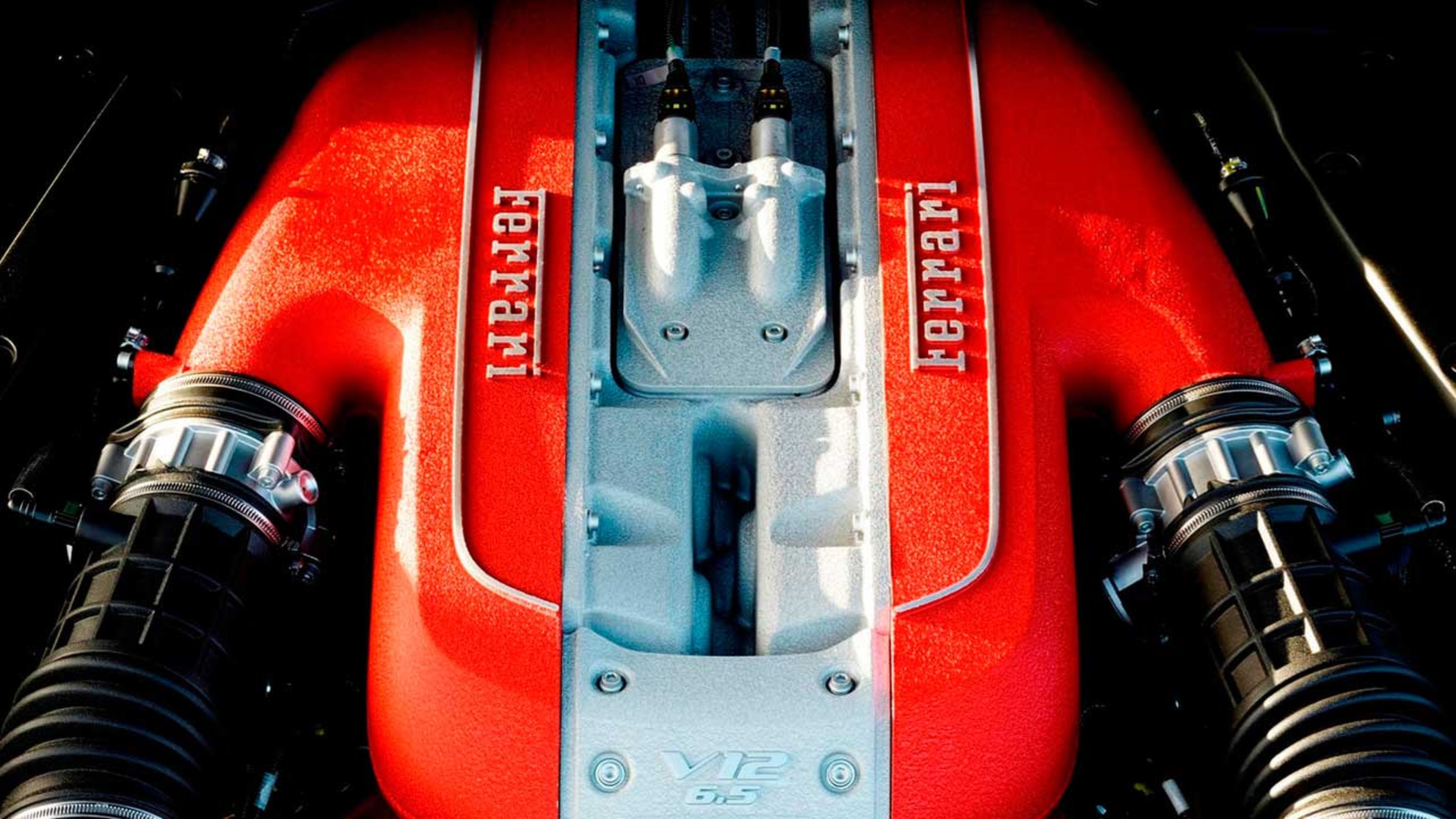 Motor Ferrari 812