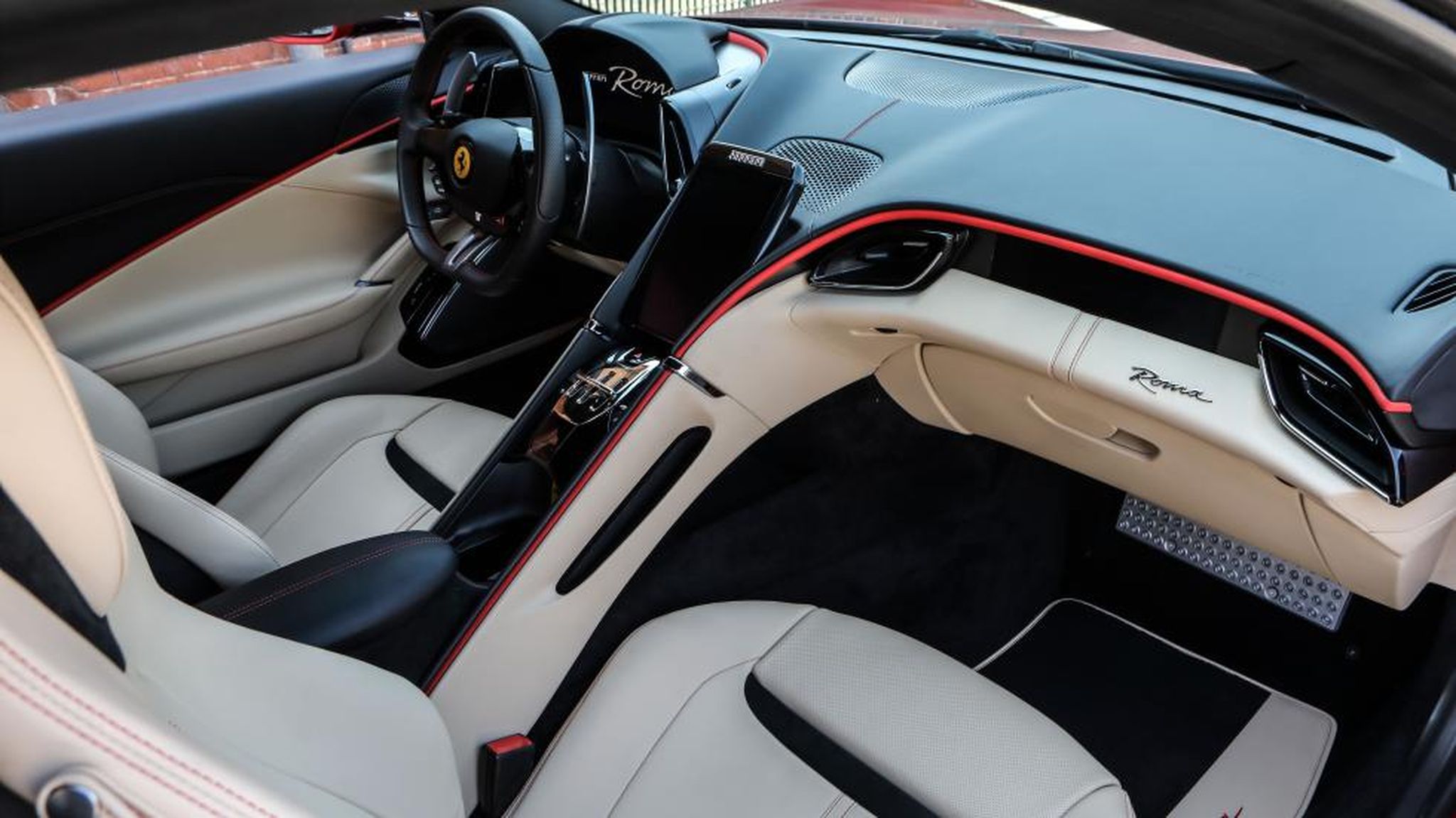 Detalles del interior del Ferrari Roma