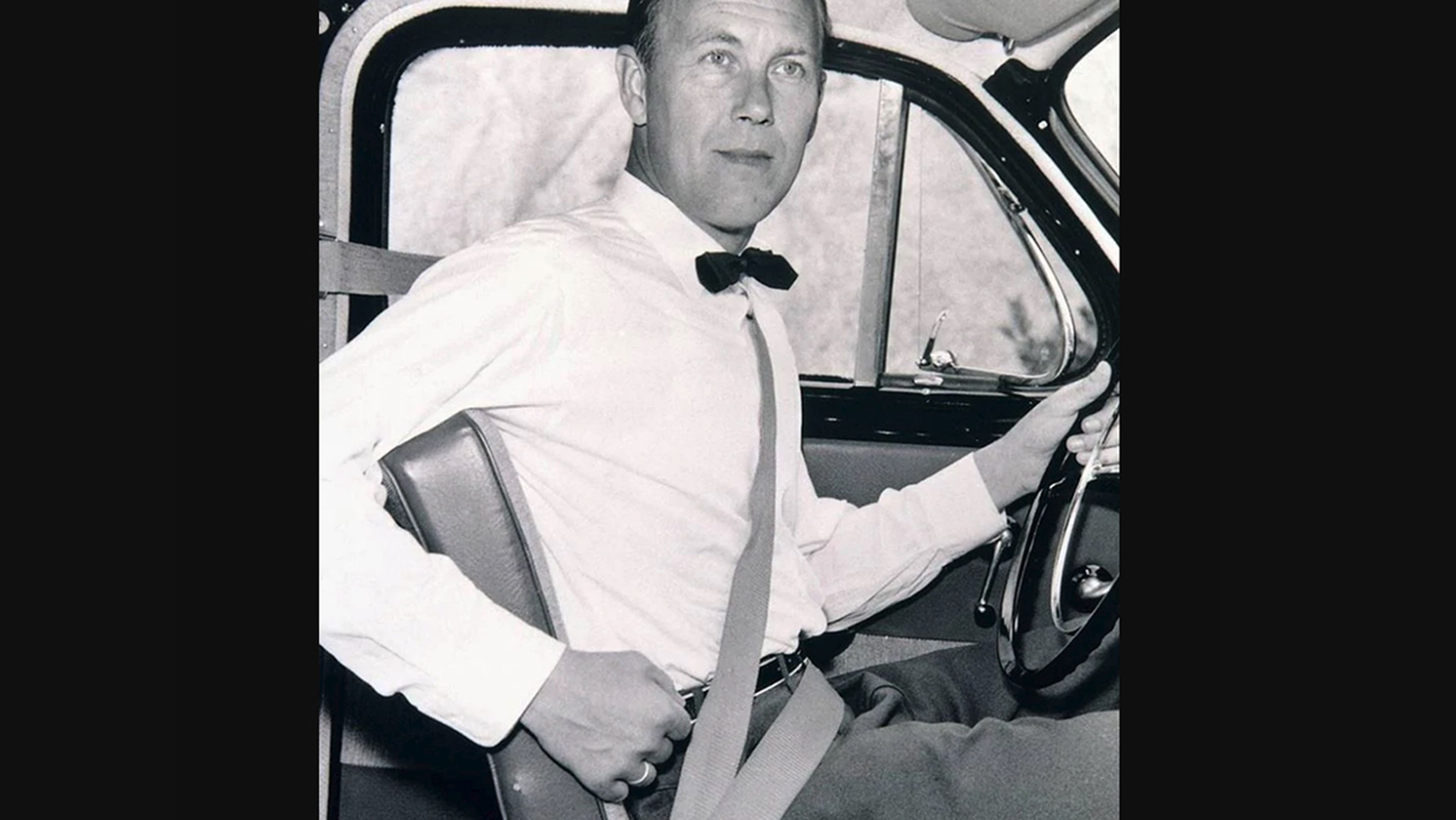 Nils Bohlin y el primer cinturón de seguridad de tres puntos en un Volvo