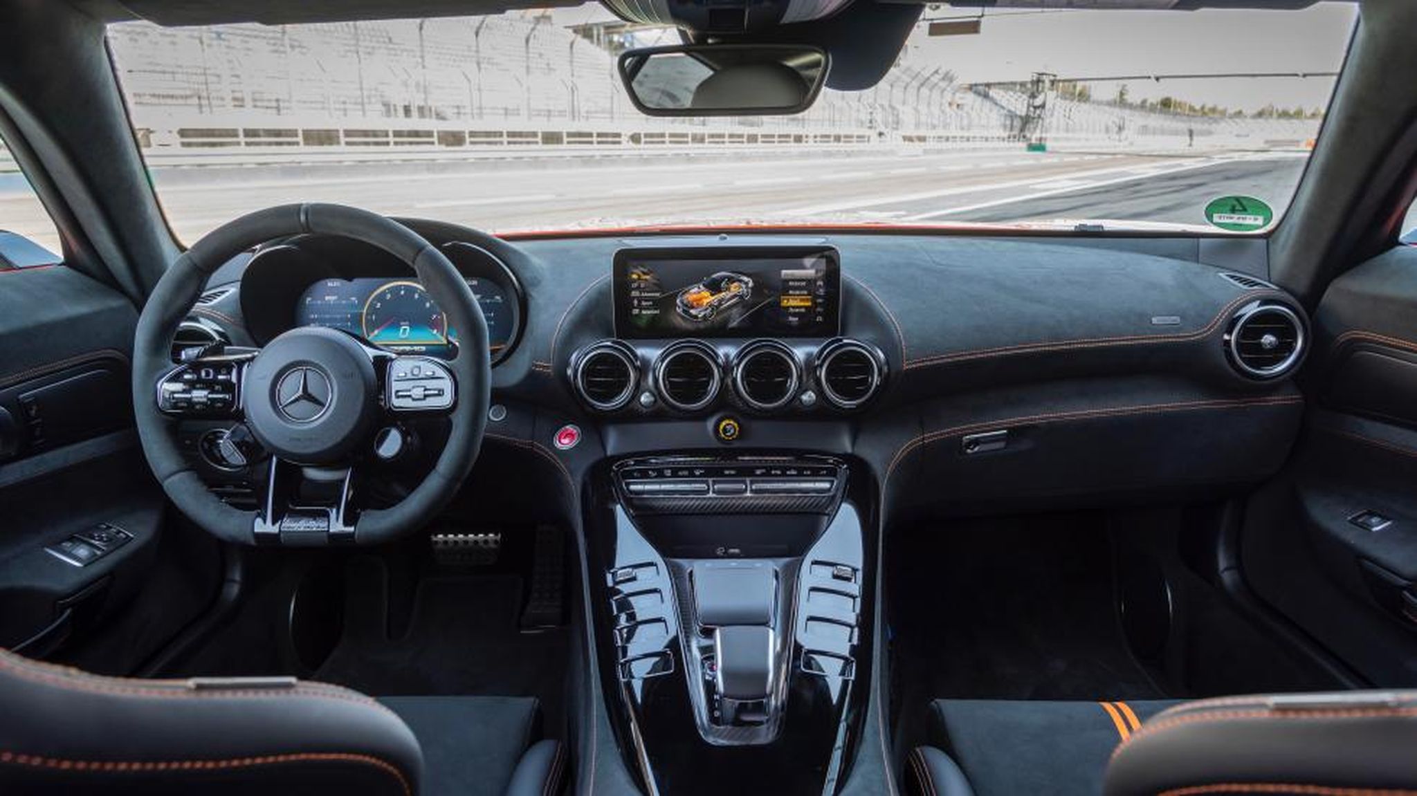 Galería: interior del Mercedes AMG GT R Black Series