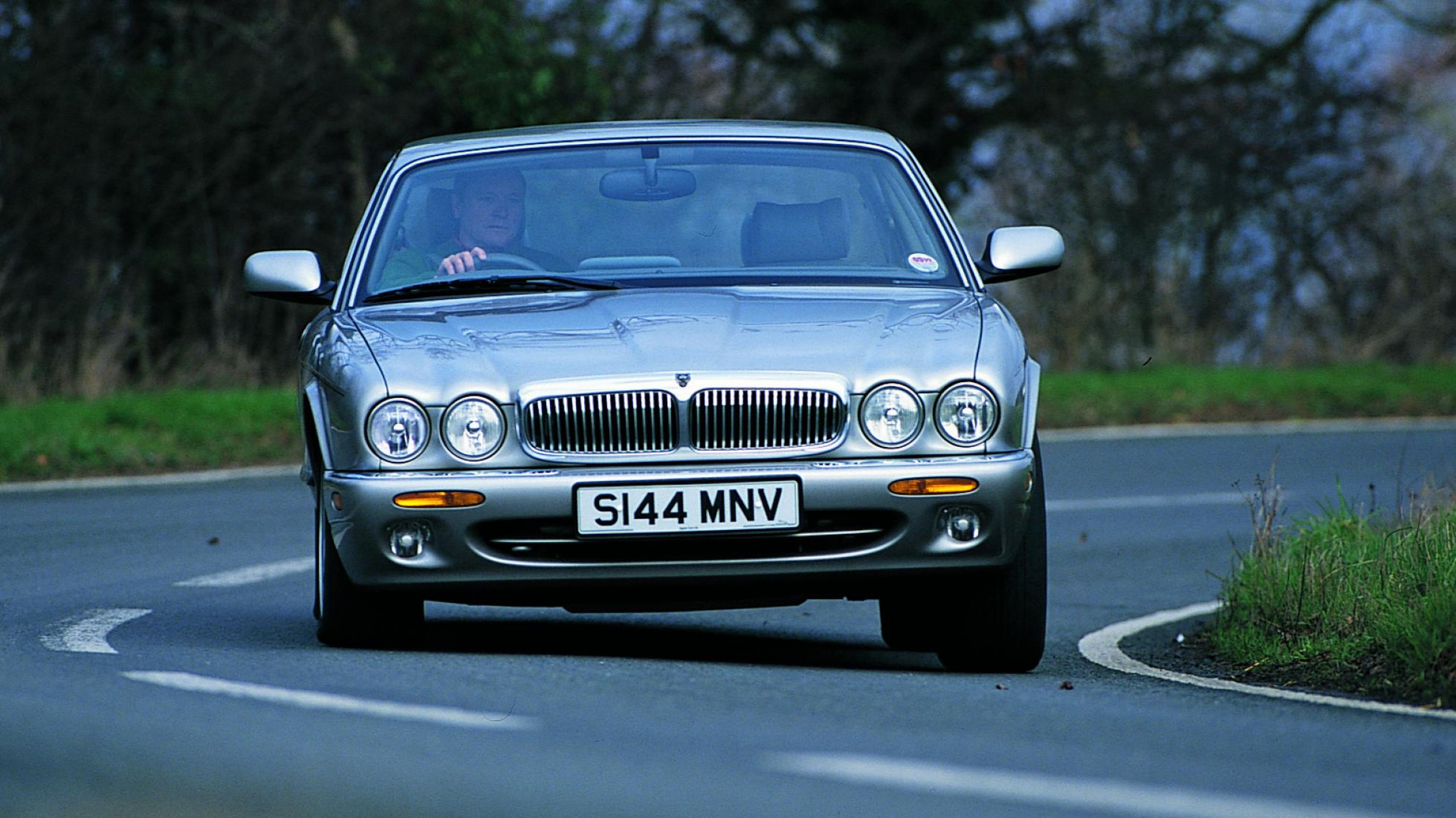 Jaguar XJ12