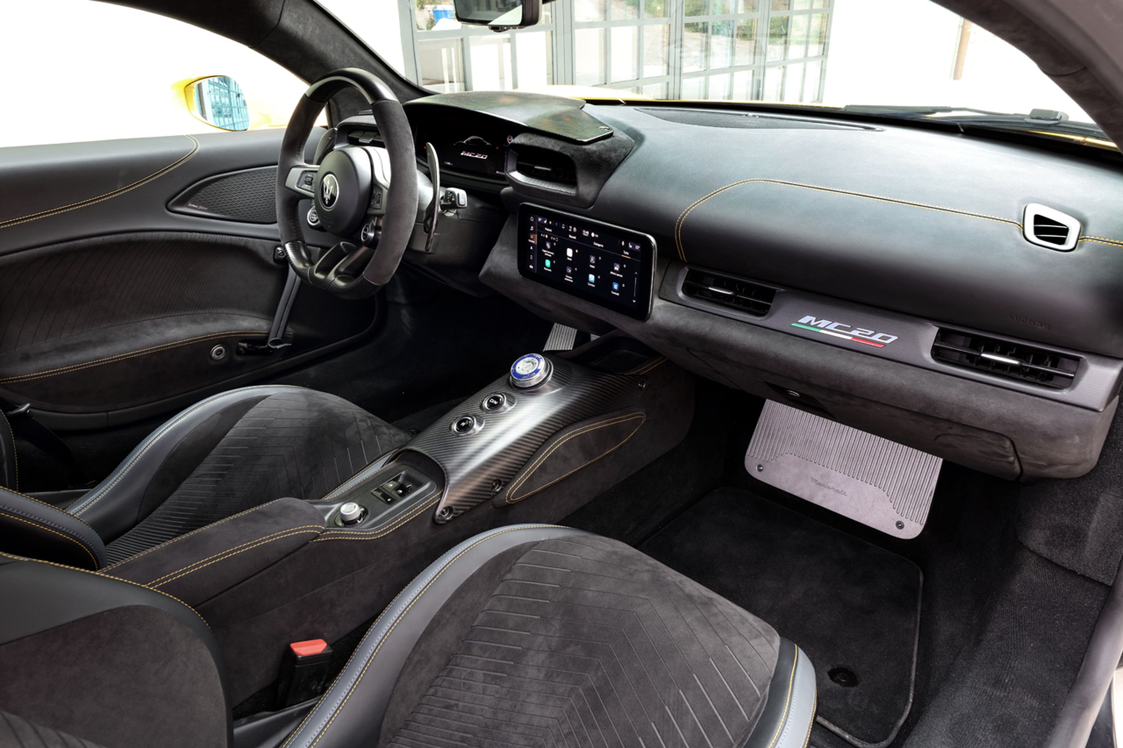 Maserati MC20, interior
