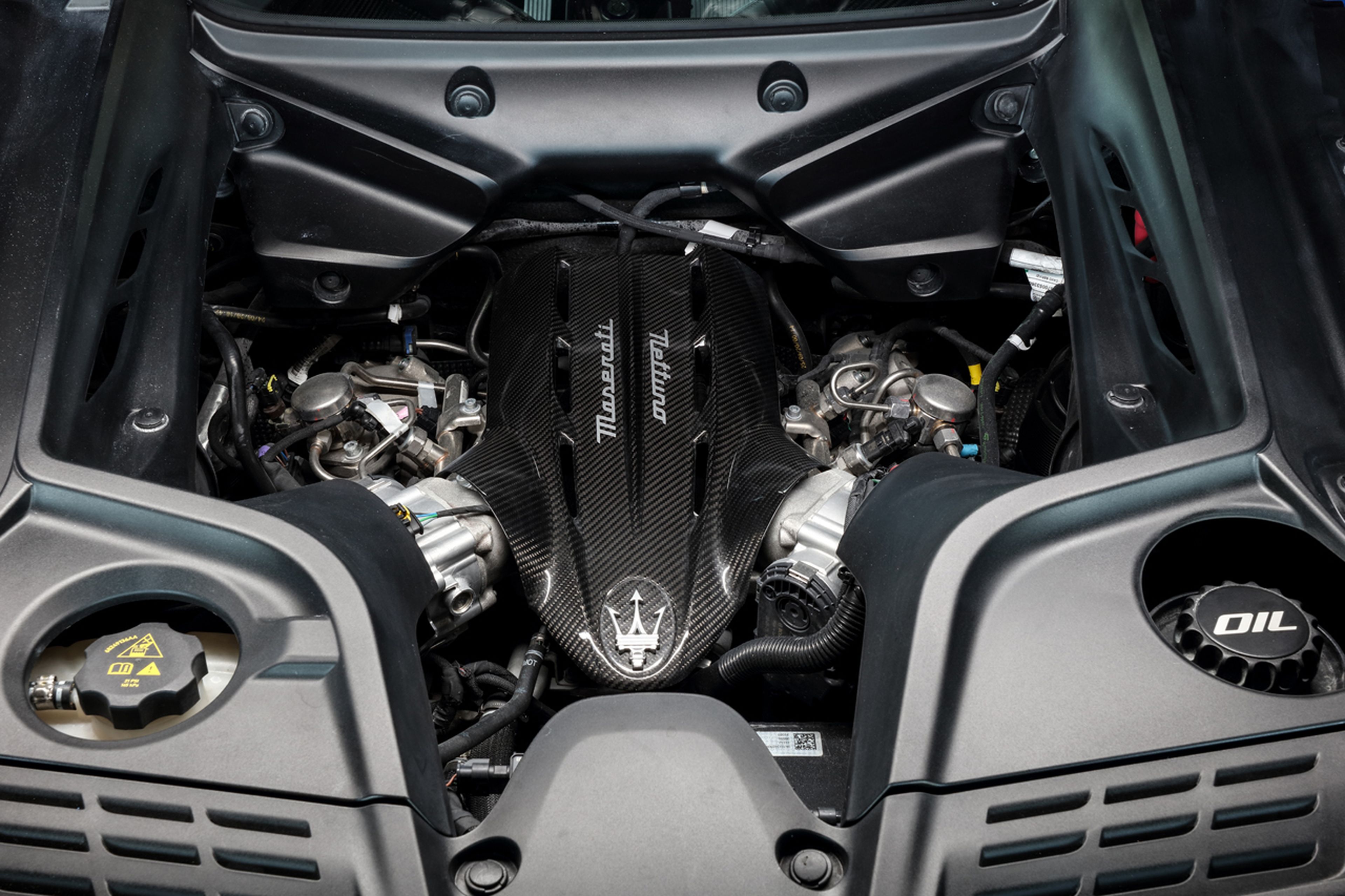 Motor Nettuno V6 biturbo montado en el Maserati MC20.