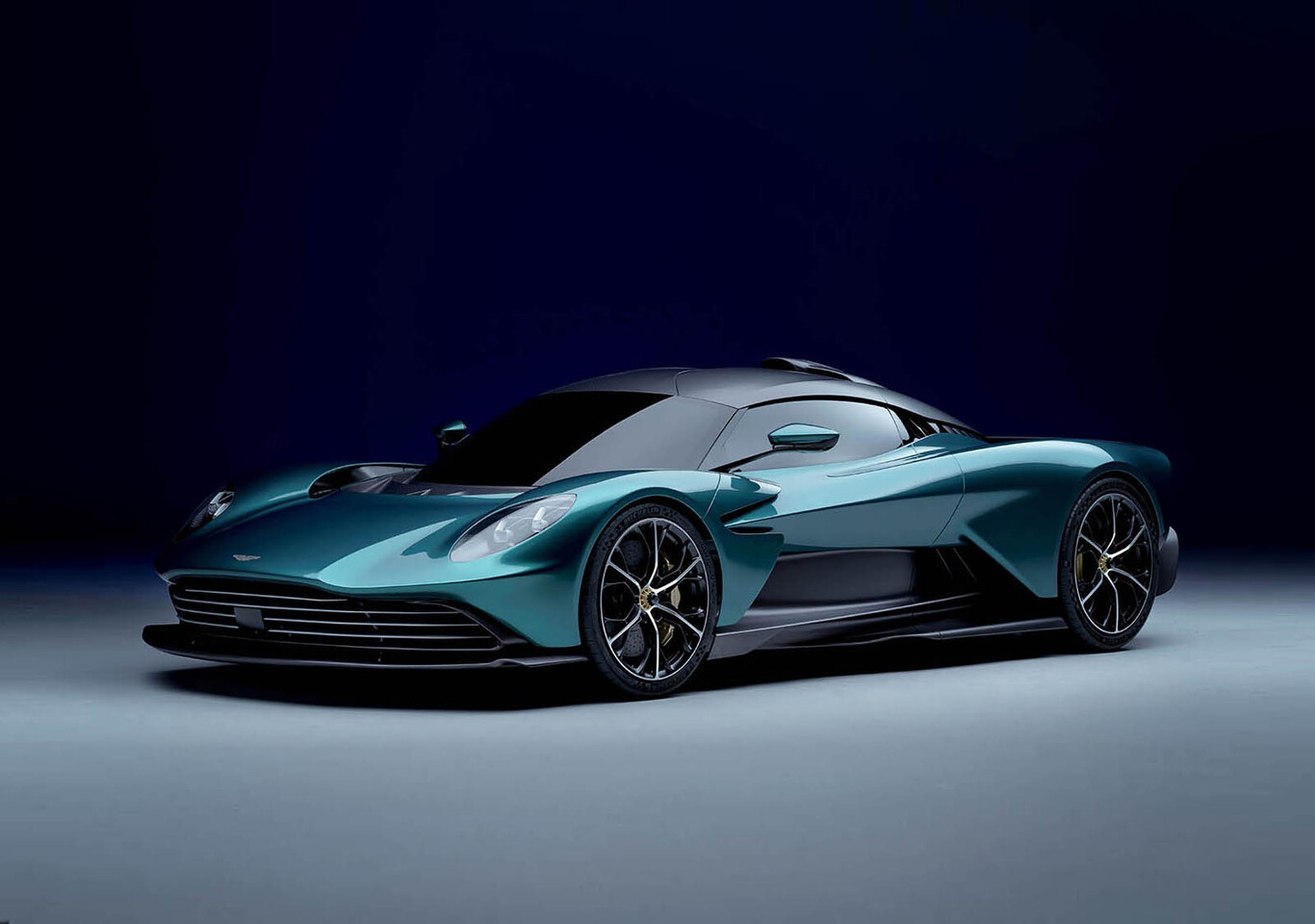 Aston Martin Valhalla.