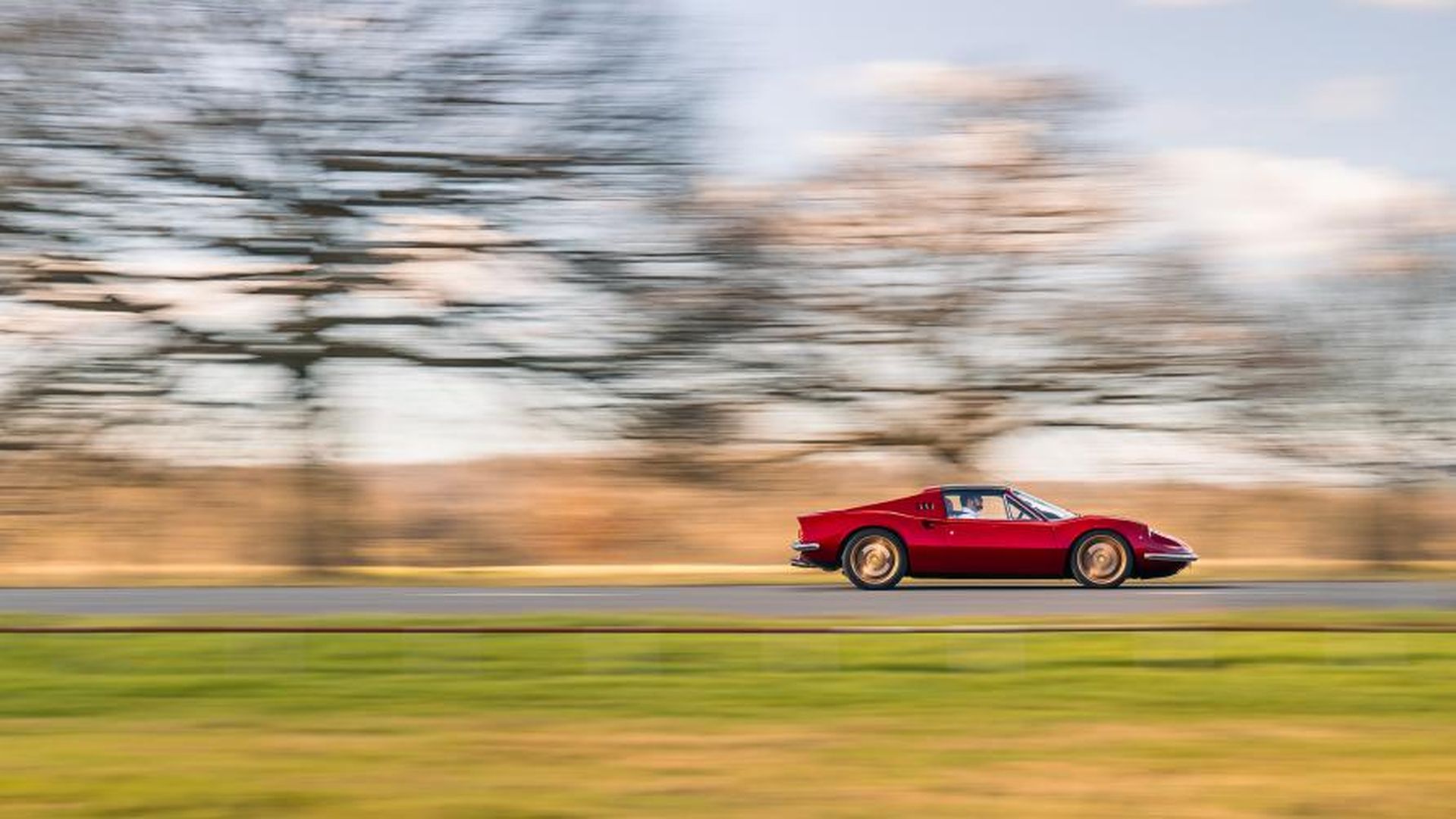 Restomod Ferrari Dino V8