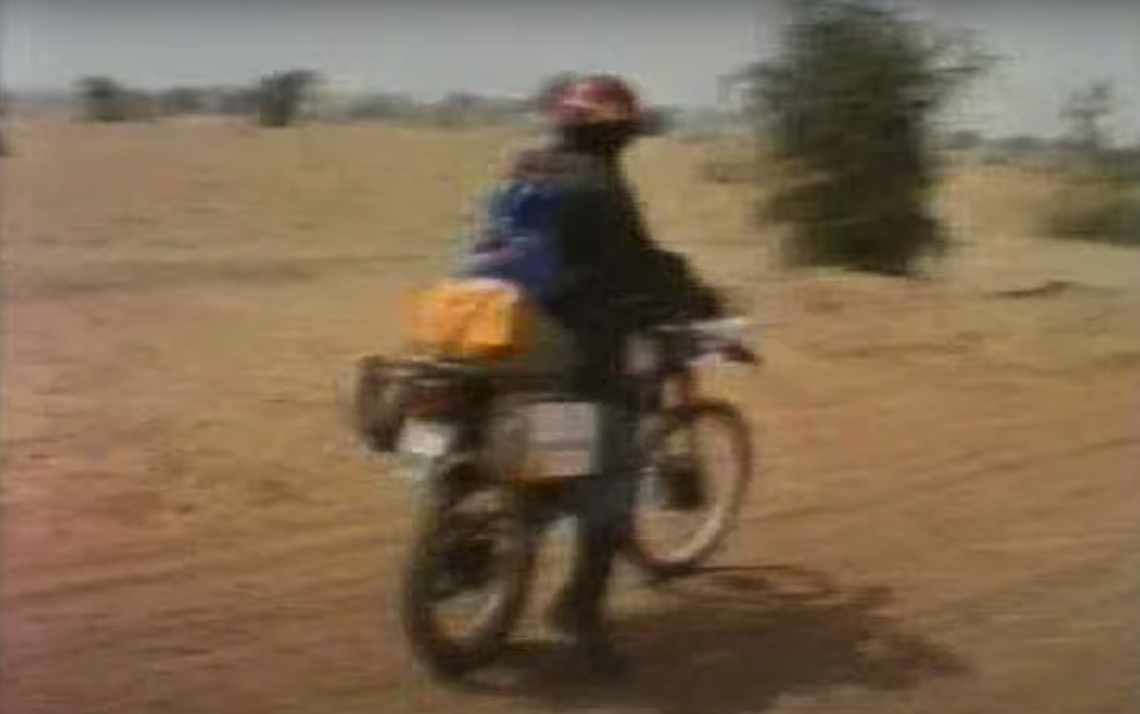 Derbi FDS, la historia de una moto de 49 cc que 'corrió' el Rally Dakar