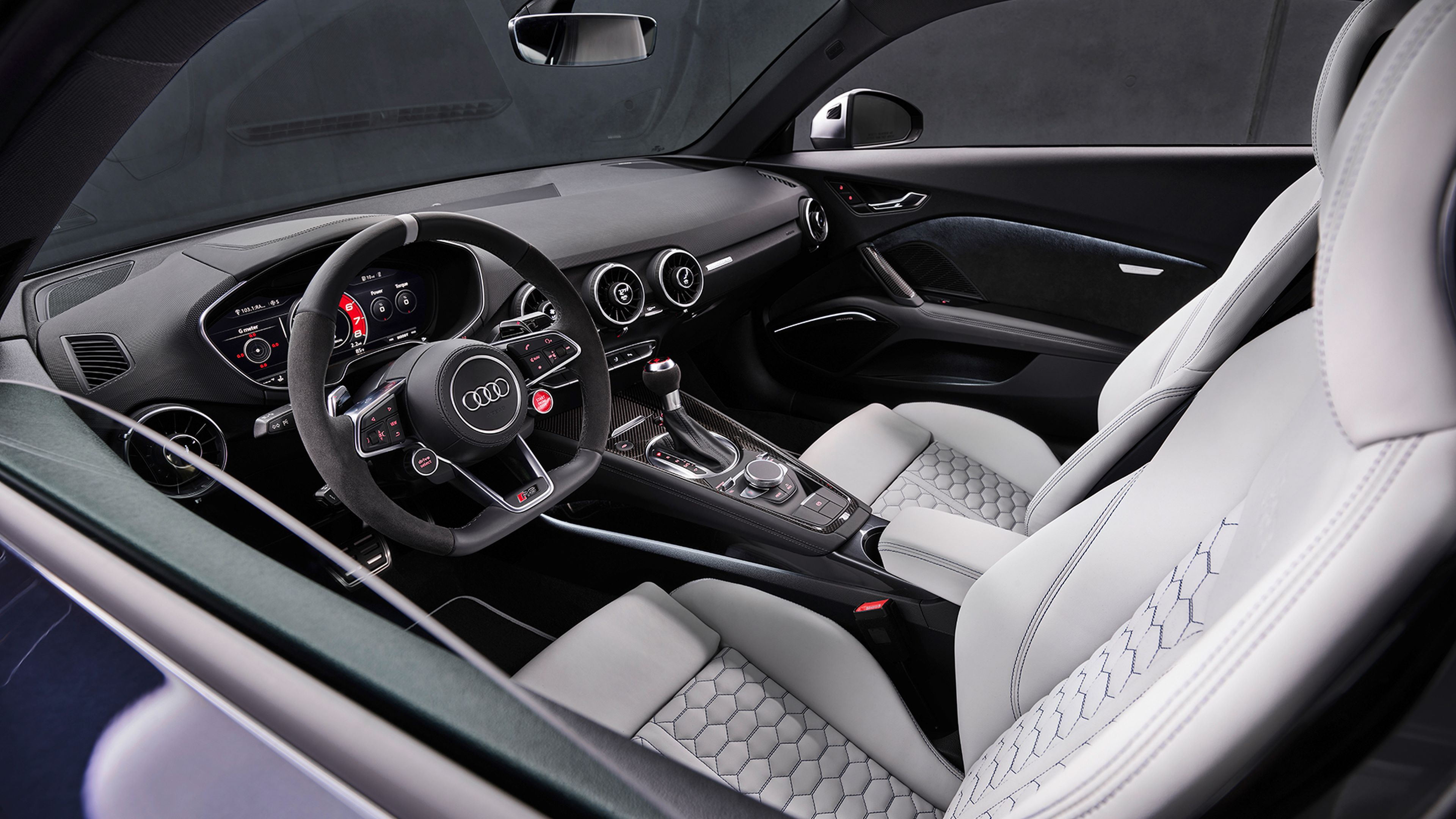 Interior del Audi TT RS.
