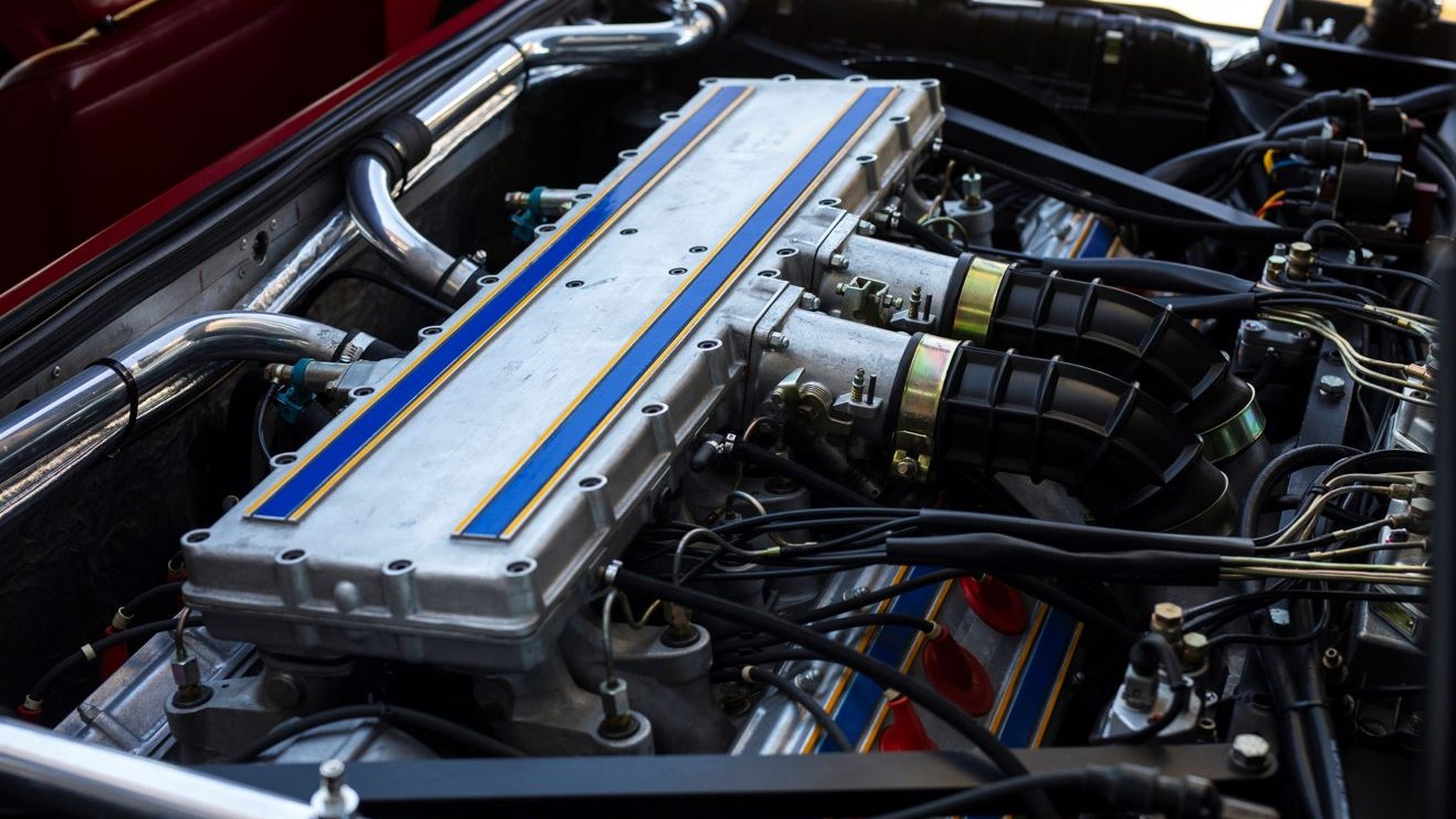 Motor e interior del Cizeta-Moroder V16T