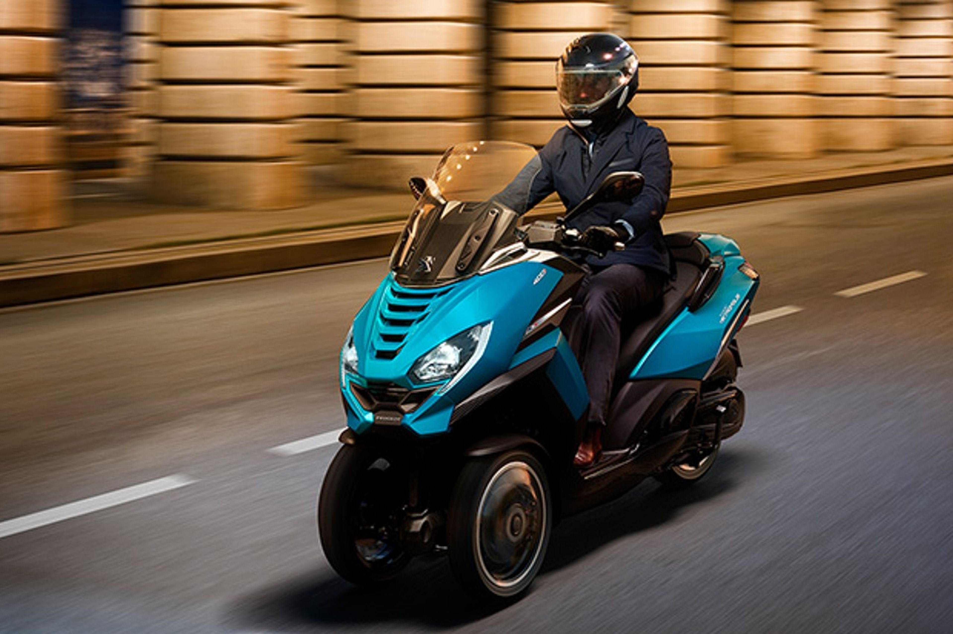 Peugeot Motocyles, la mejor alternativa al coche para ahorrar gasolina
