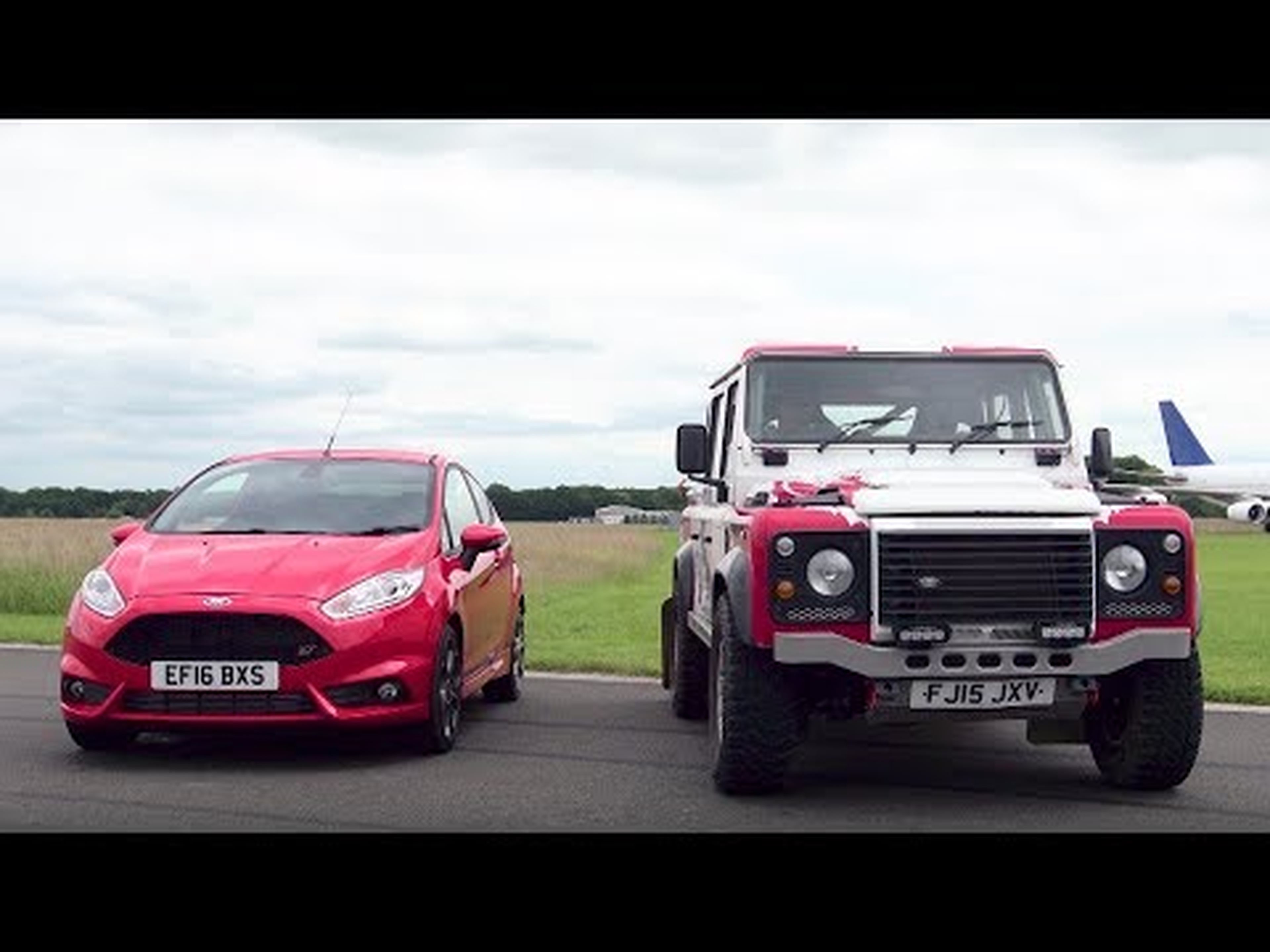 Bowler Defender V6 vs Ford Fiesta ST - Top Gear: Drag Races
