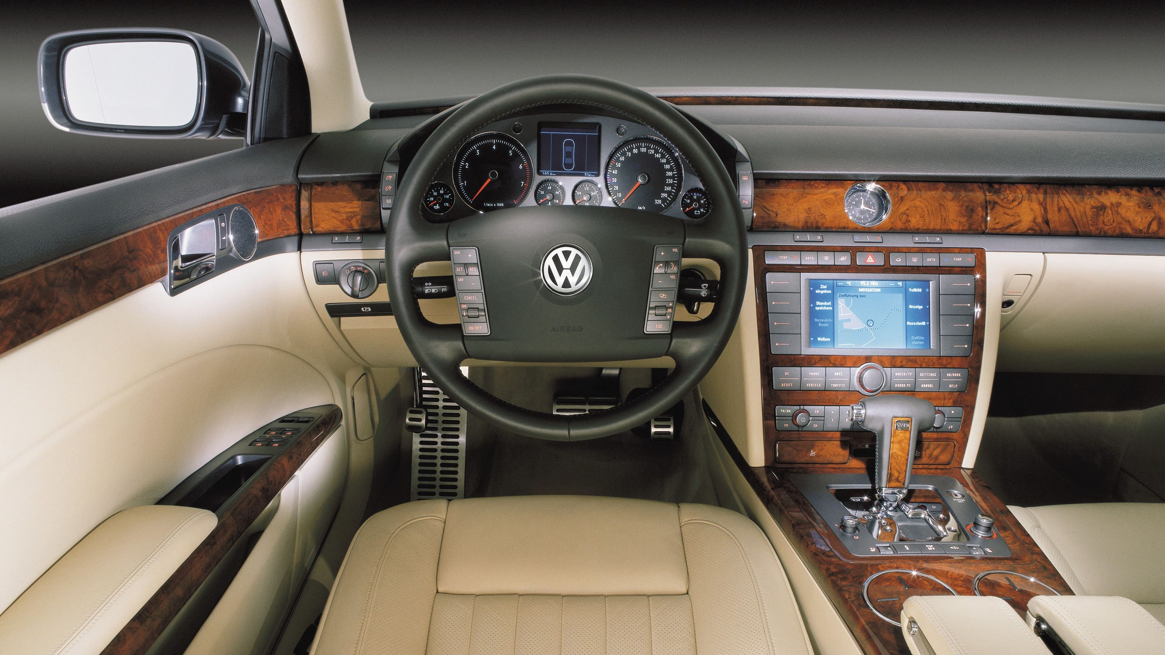 Grandes berlinas olvidadas: Volkswagen Phaeton (interior)