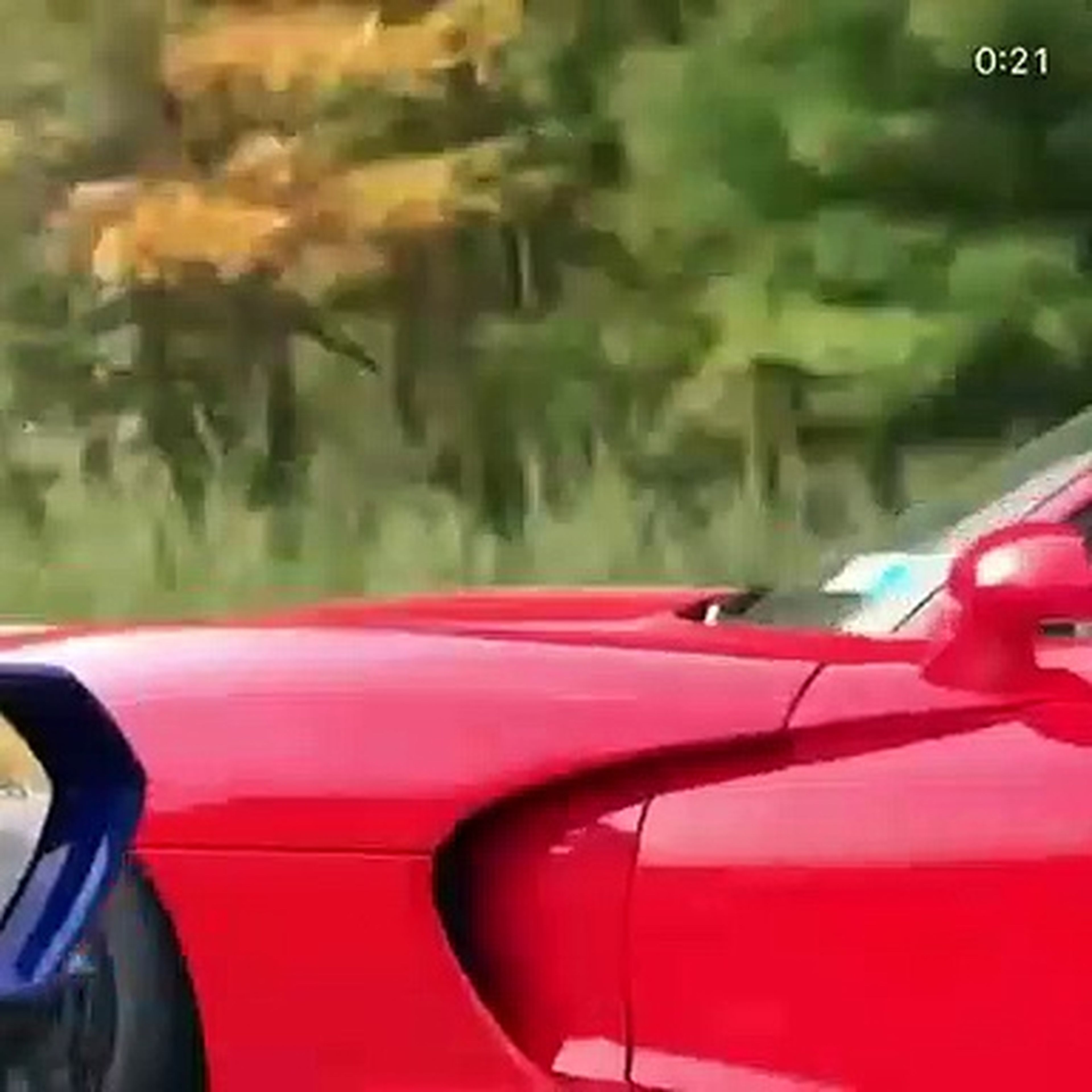 Lamborghini vs Dodge Viper