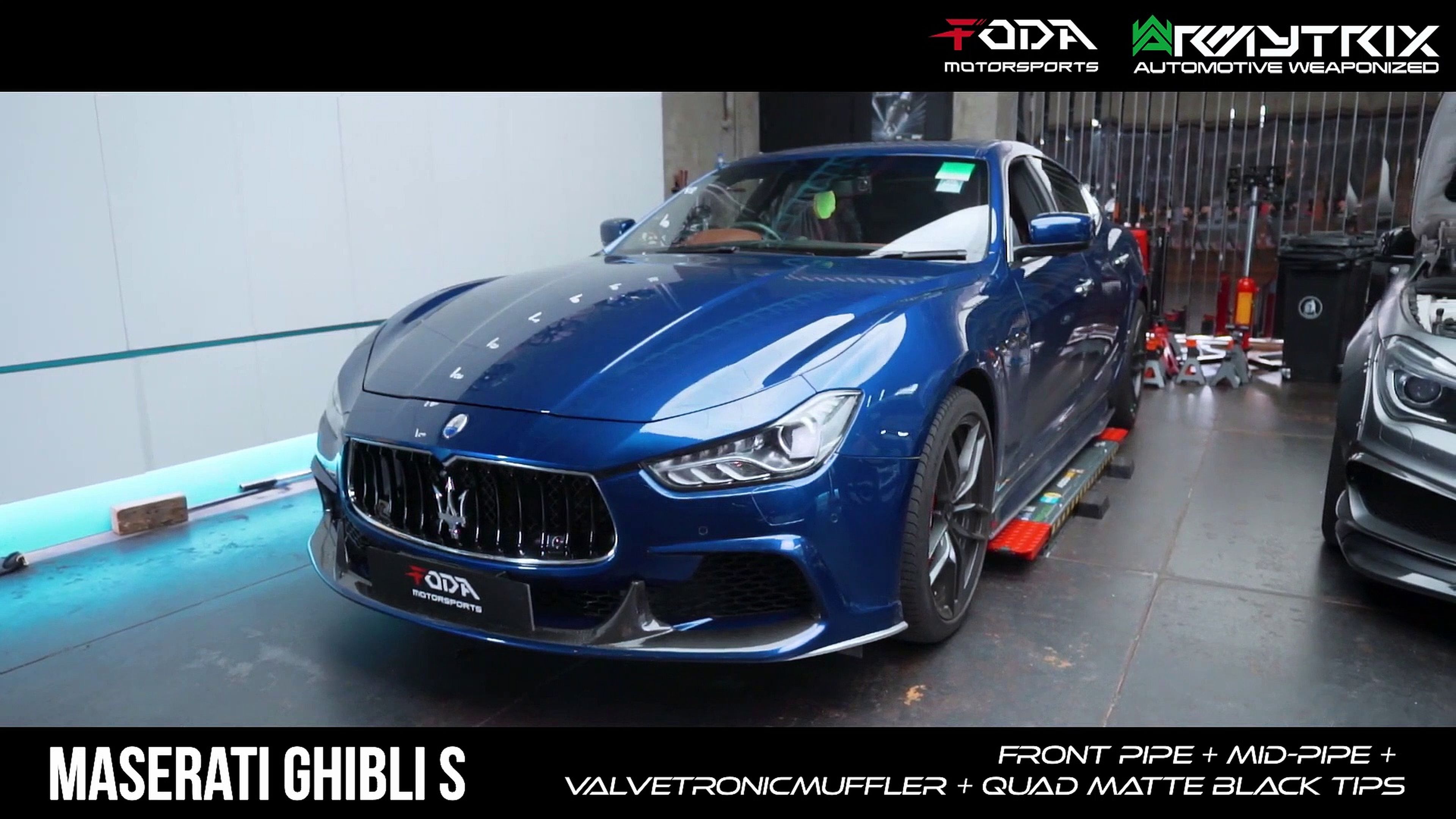 Maserati Ghibli S con escapes modificados