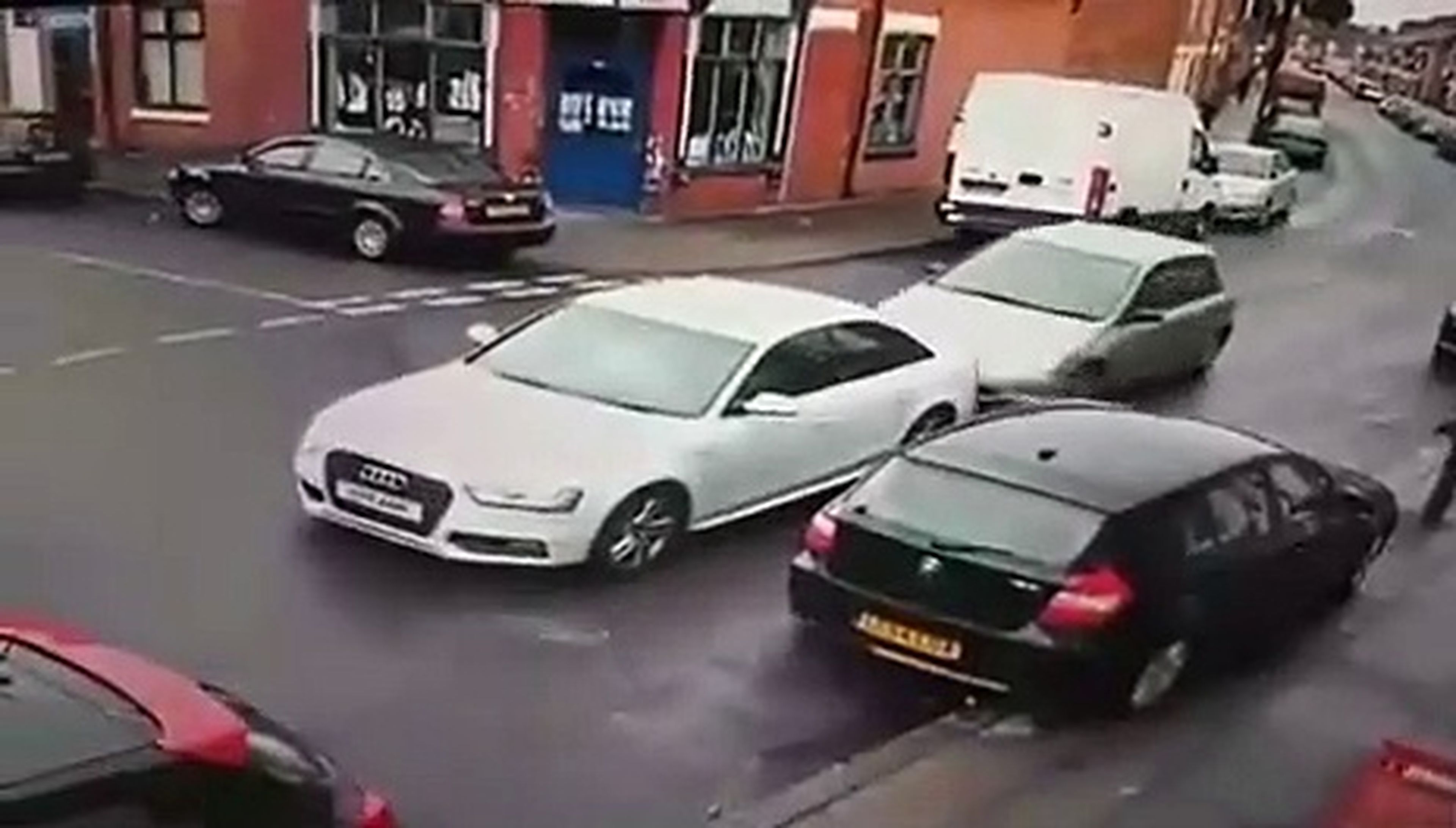 Video accidente ladrones