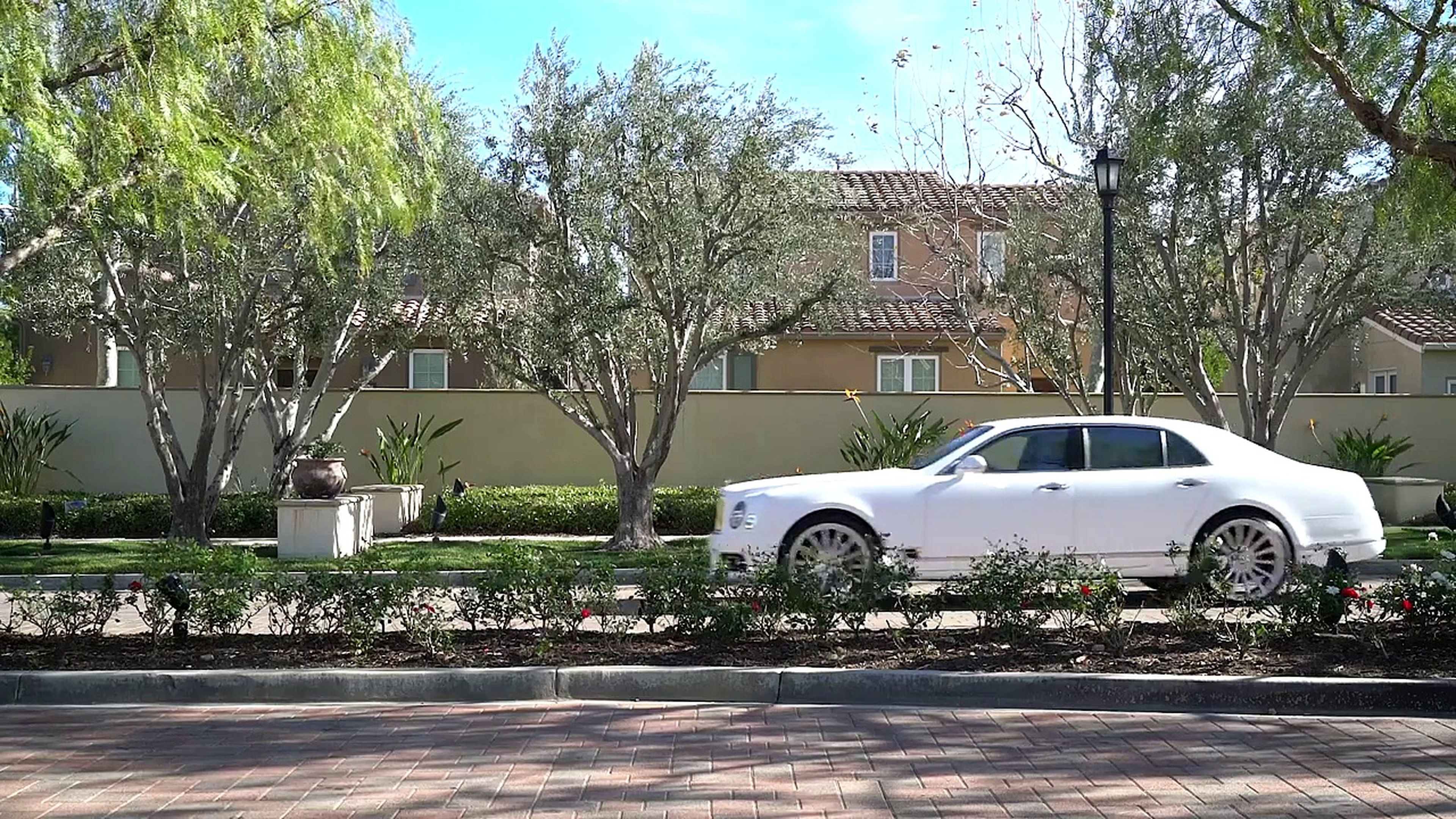 VÍDEO: las llantas más locas del Bentley Mulsanne [TG]