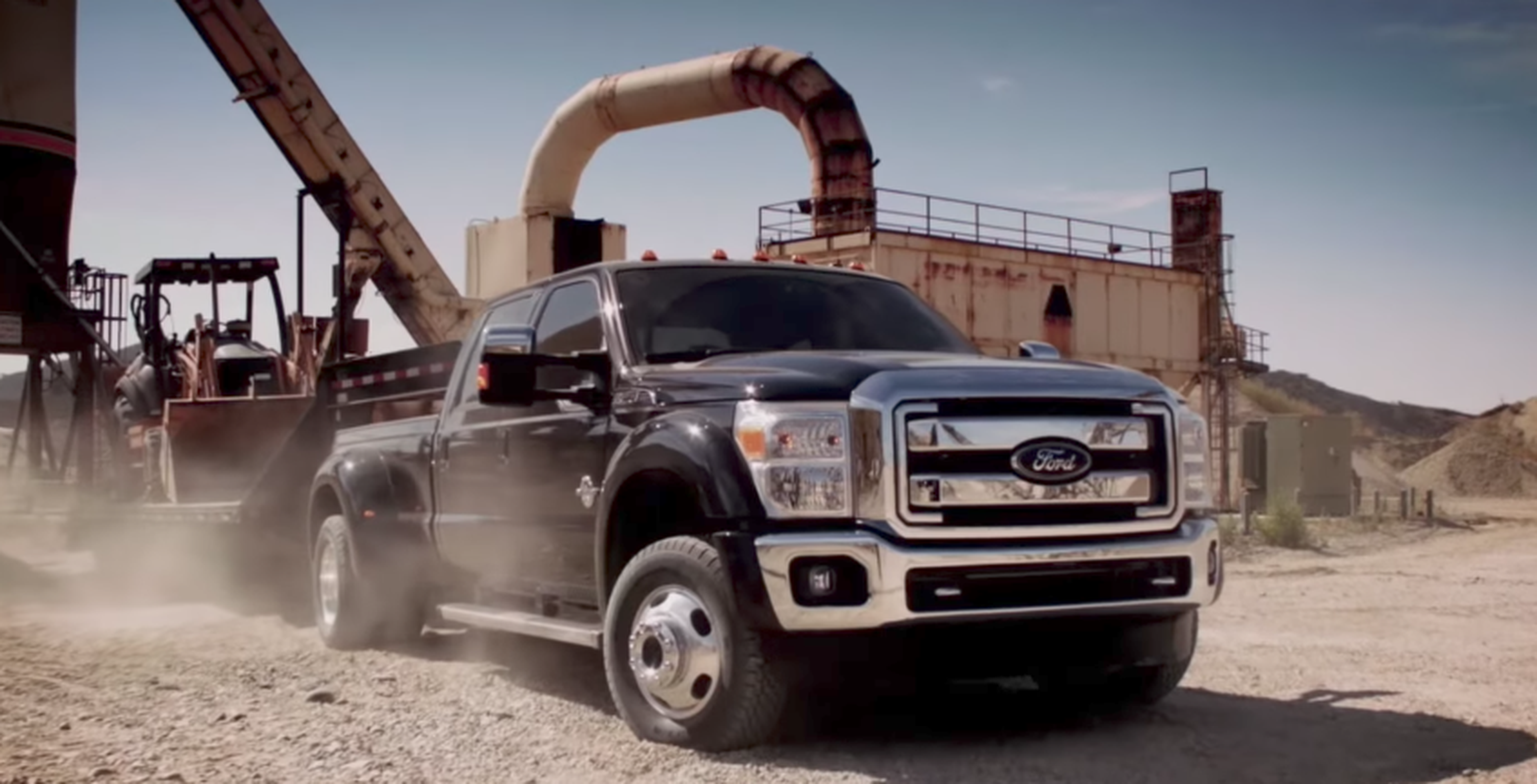 VÍDEO: Mira 100 años de pick-ups de Ford en 30 segundos y con buena música [TG]