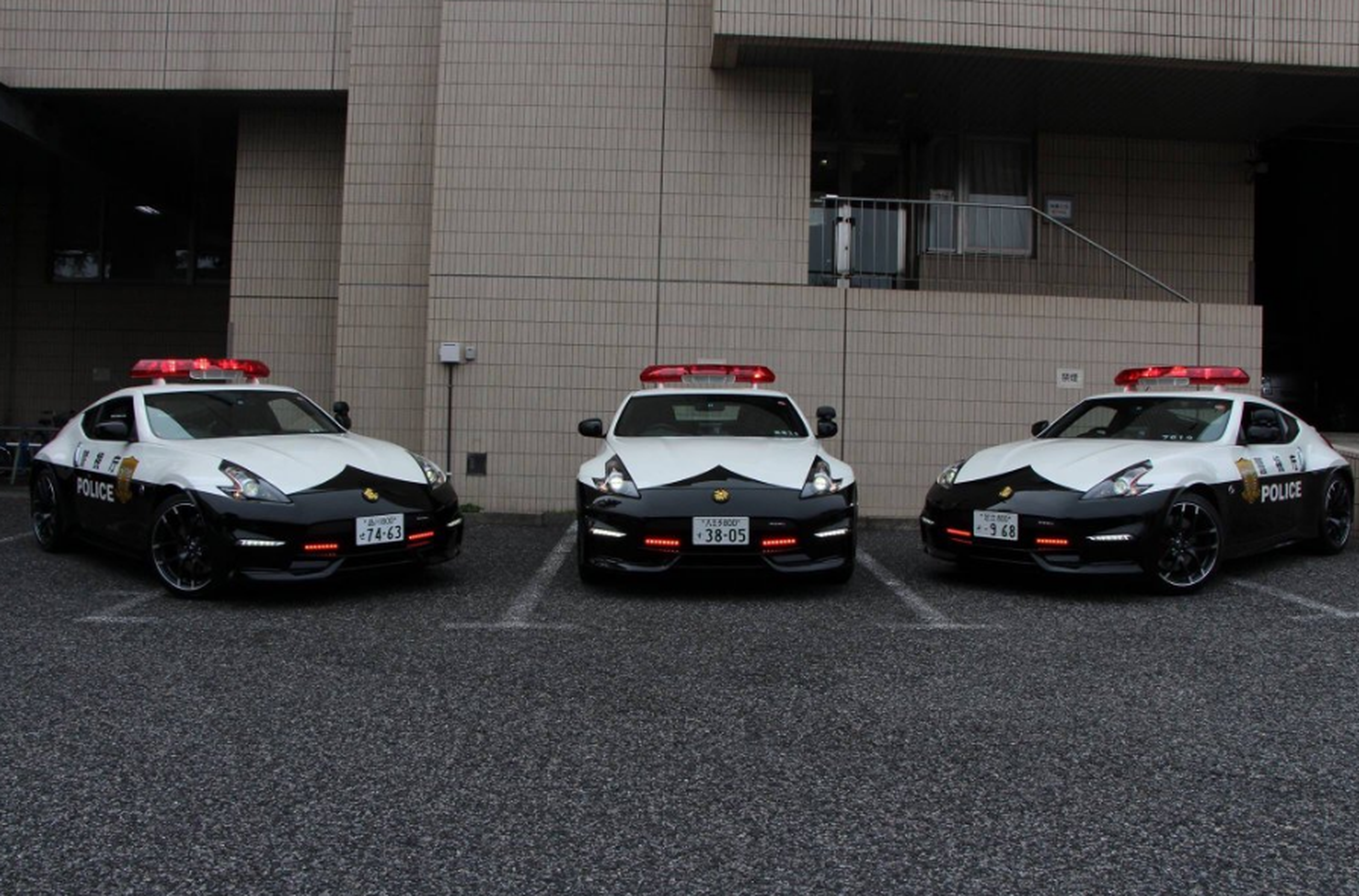 VÍDEO: Nissan 370Z Nismo de la Policía de Tokio
