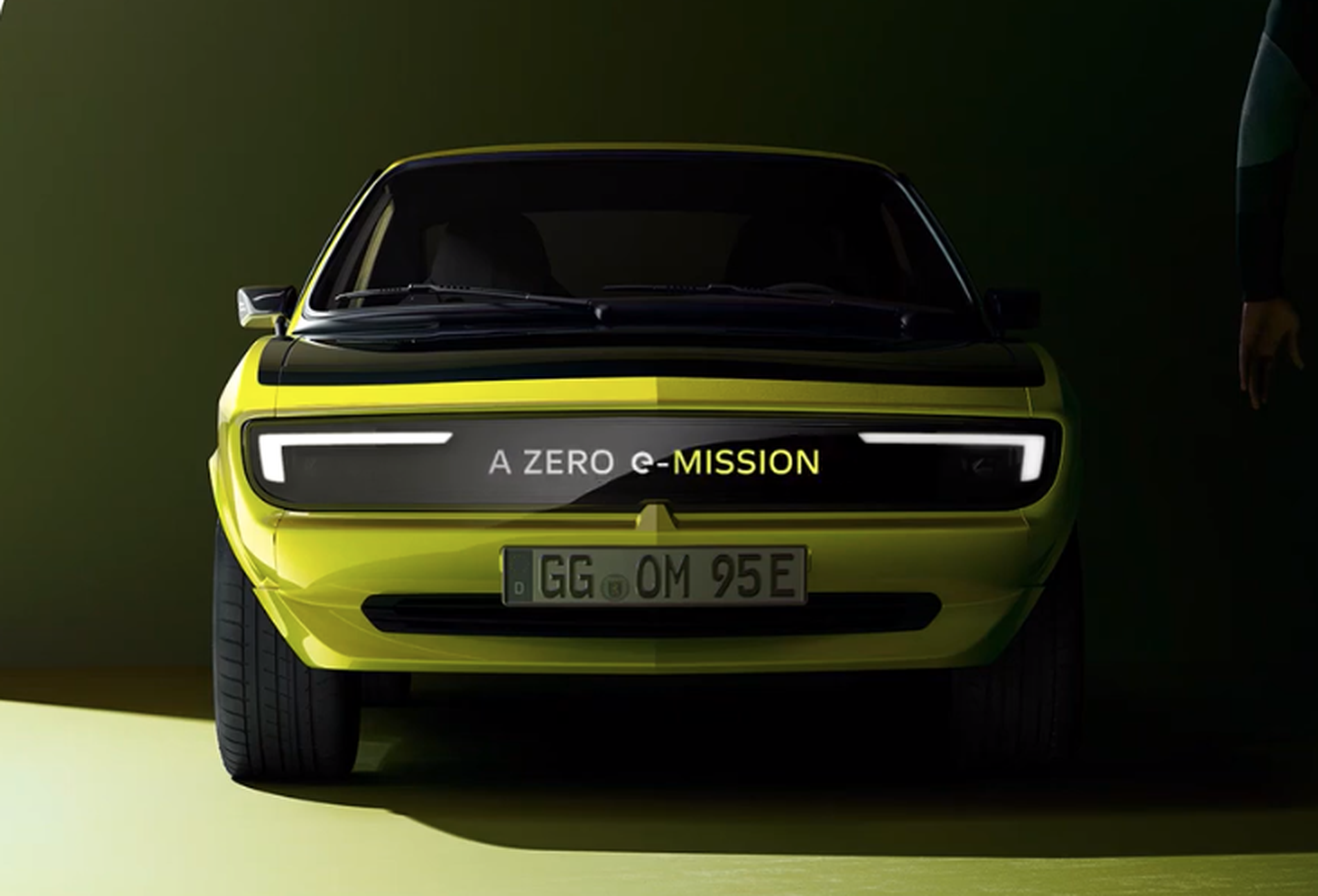VÍDEO: Opel Manta GSe ElektroMOD, ¿sabes lo que es? Vas a alucinar