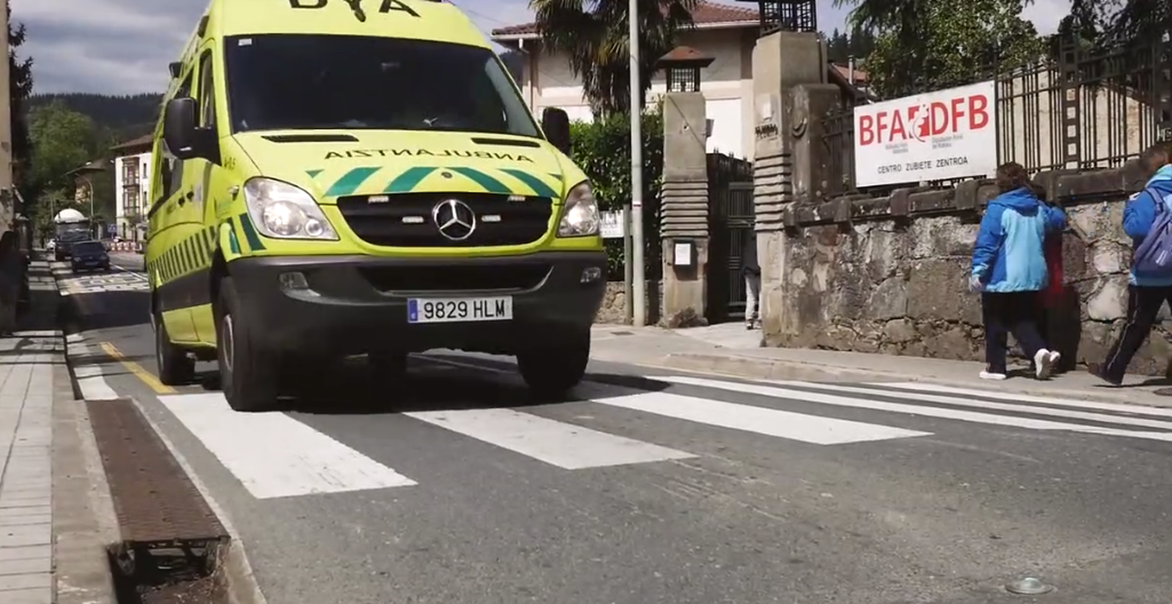 VíDEO: ¿Qué pasa en una ambulancia cuando pasa por un resalto?