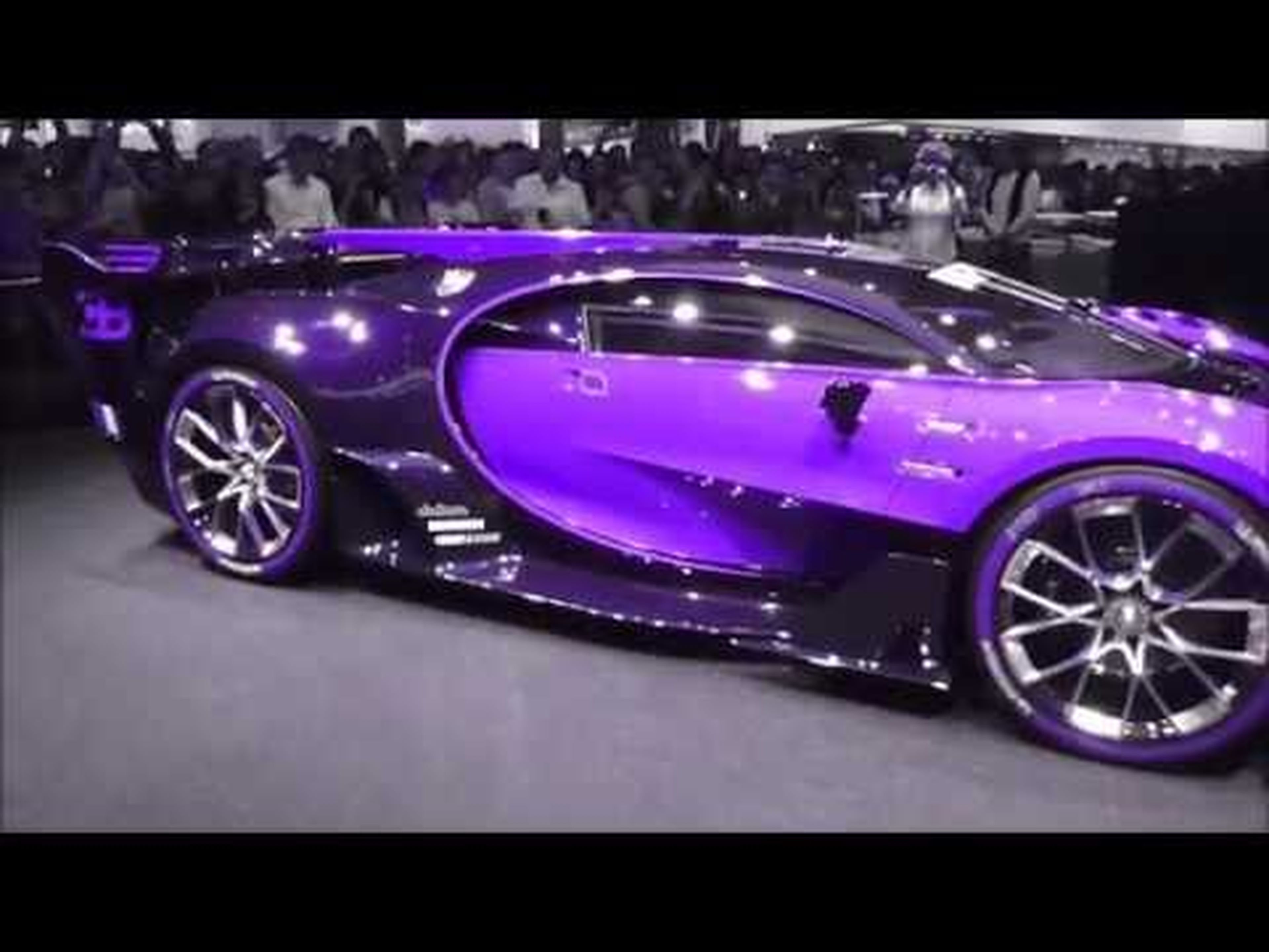 Vídeo en el que la pintura del Bugatti Chiron cambia de color