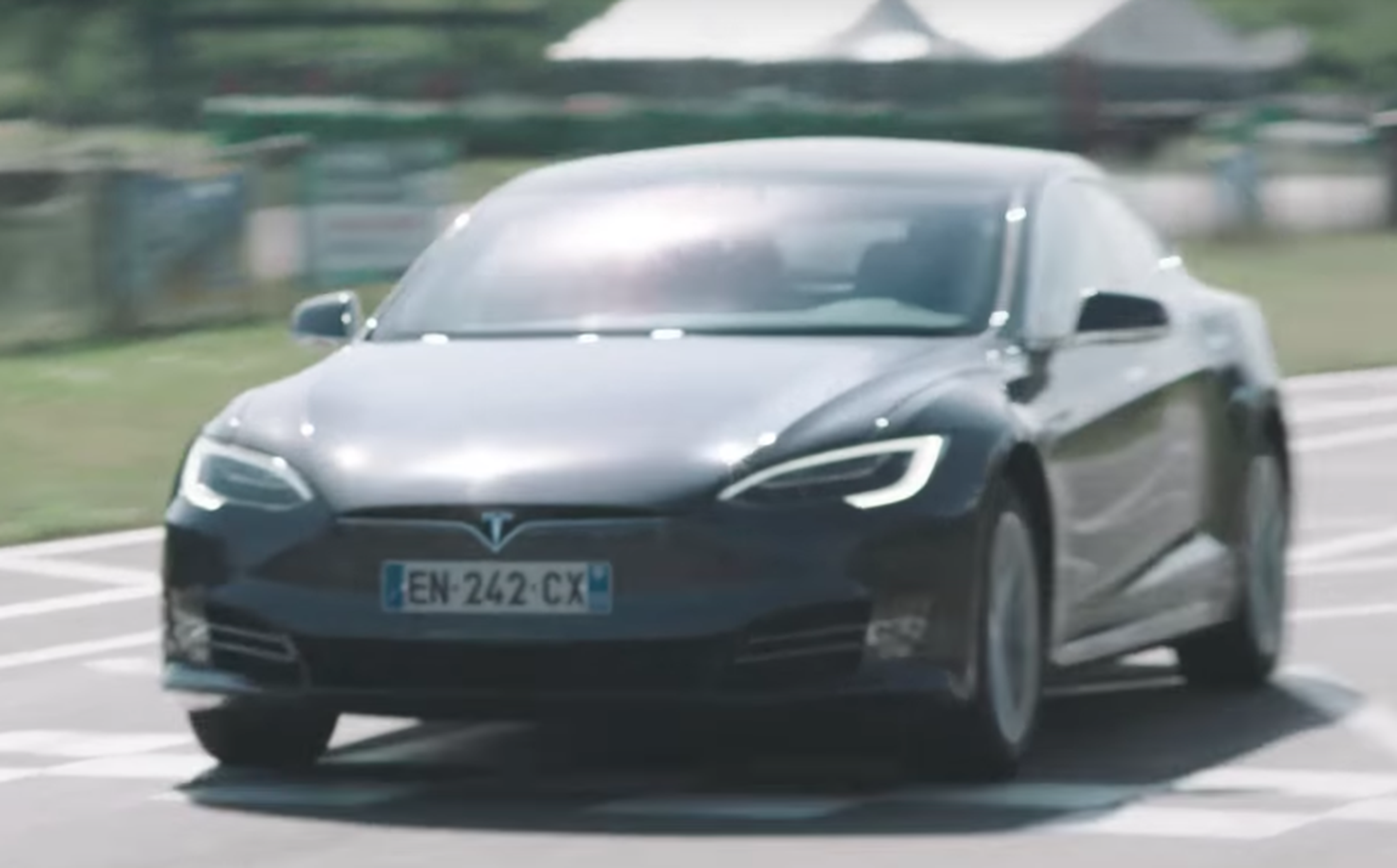 VÍDEO: ¿Sabes qué es el modo Ludicrous de Tesla?
