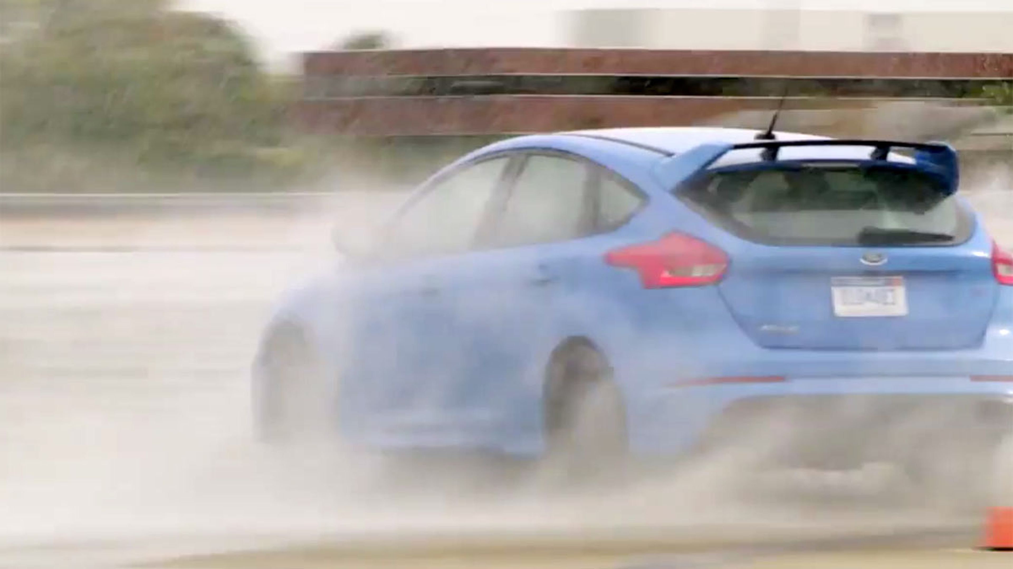 VÍDEO: te volverías así de loco con un Ford Focus RS, ¿verdad? [TG]