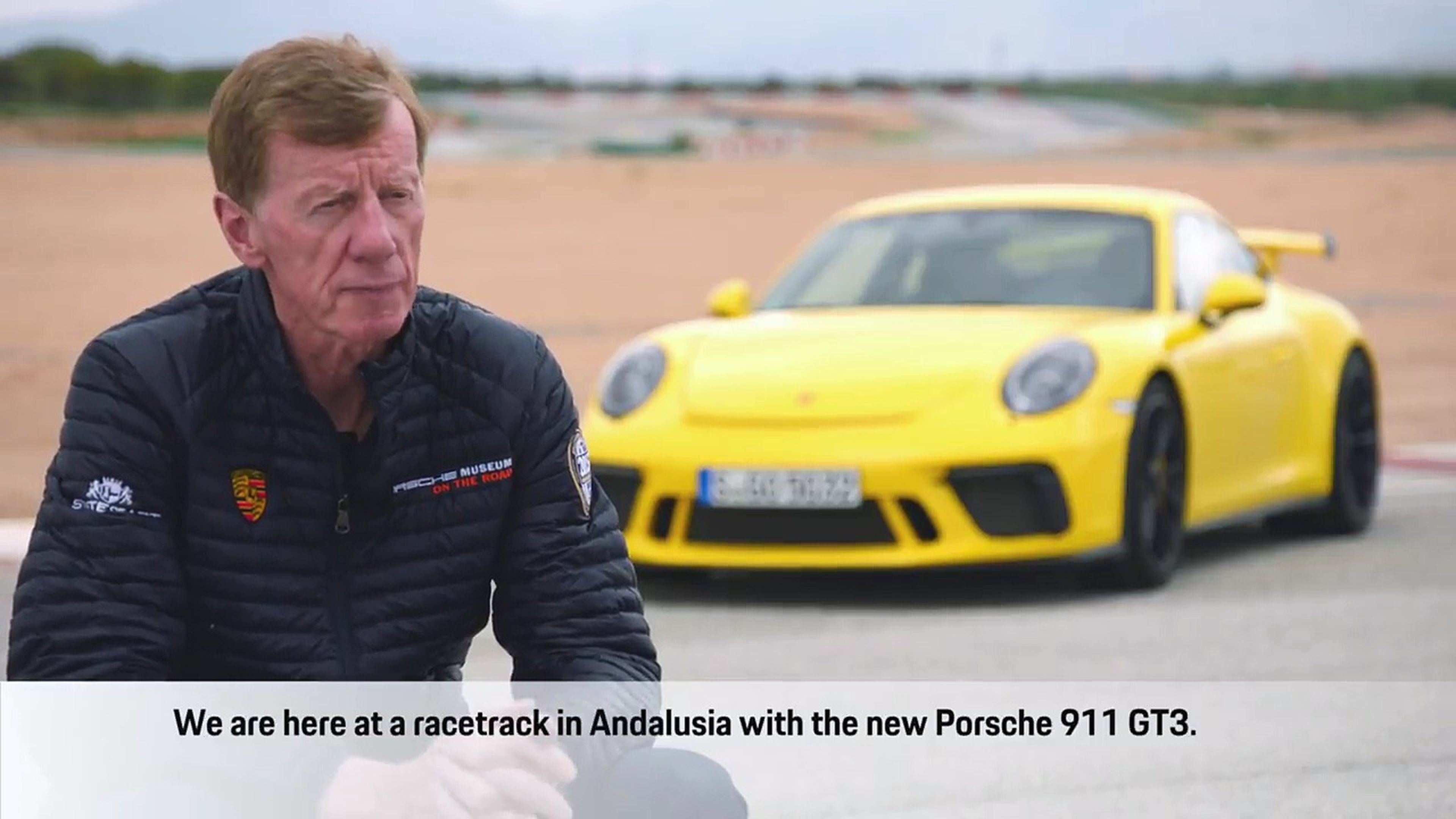 VÍDEO: Walter Röhrl nos da una lección de pilotaje en un Porsche 911 GT3 [TG]