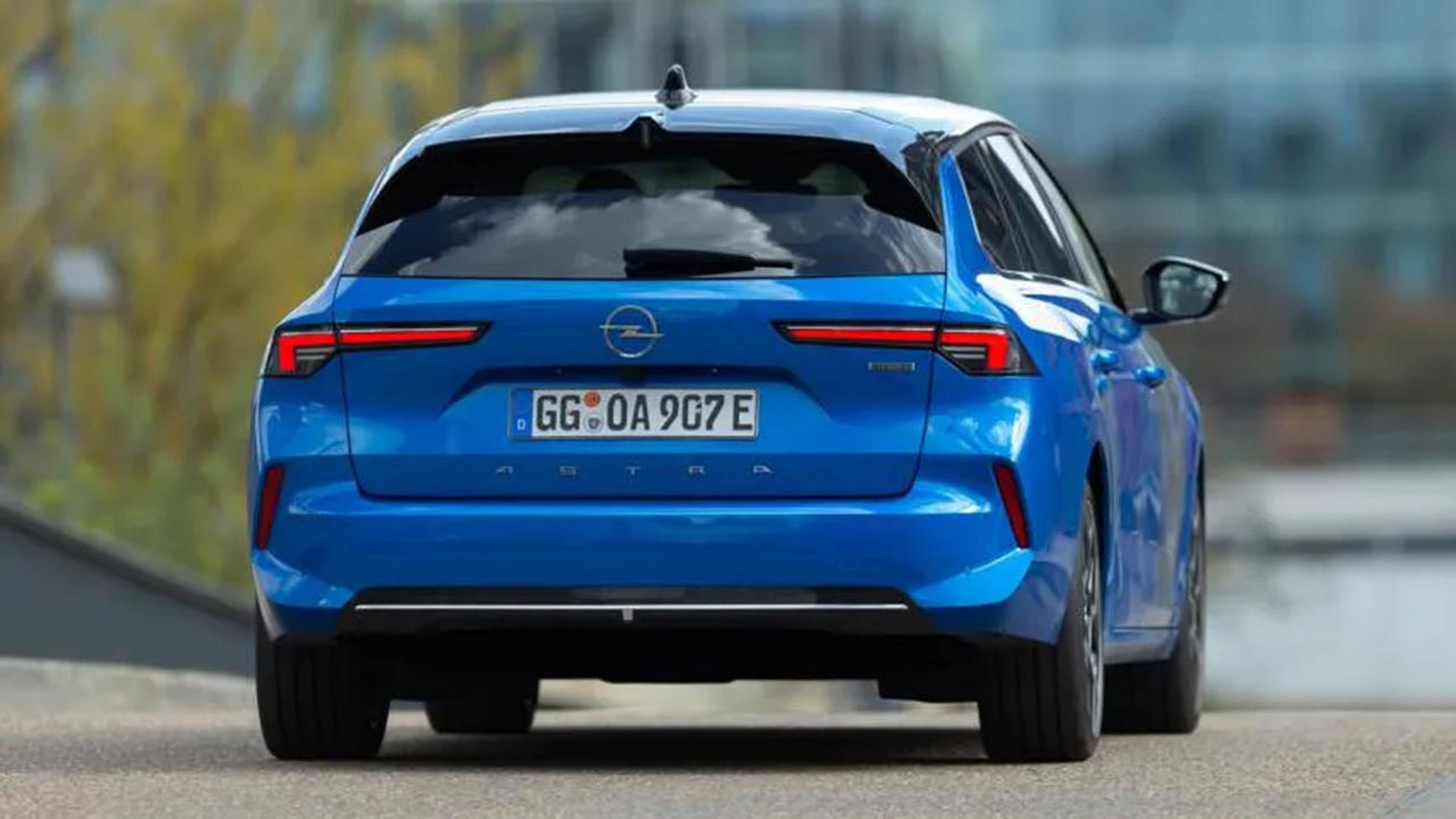 Opel Astra Sports Tourer 2022 (2)