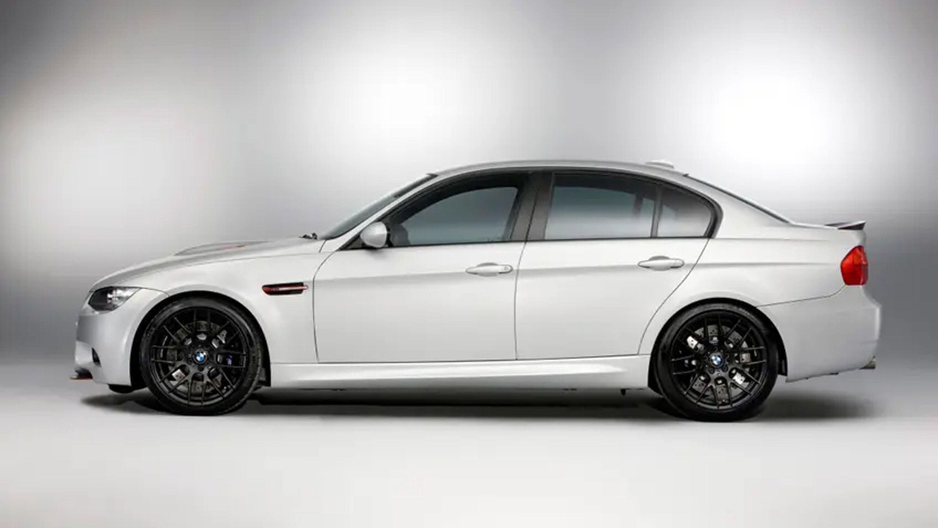 BMW M3 CRT 2011