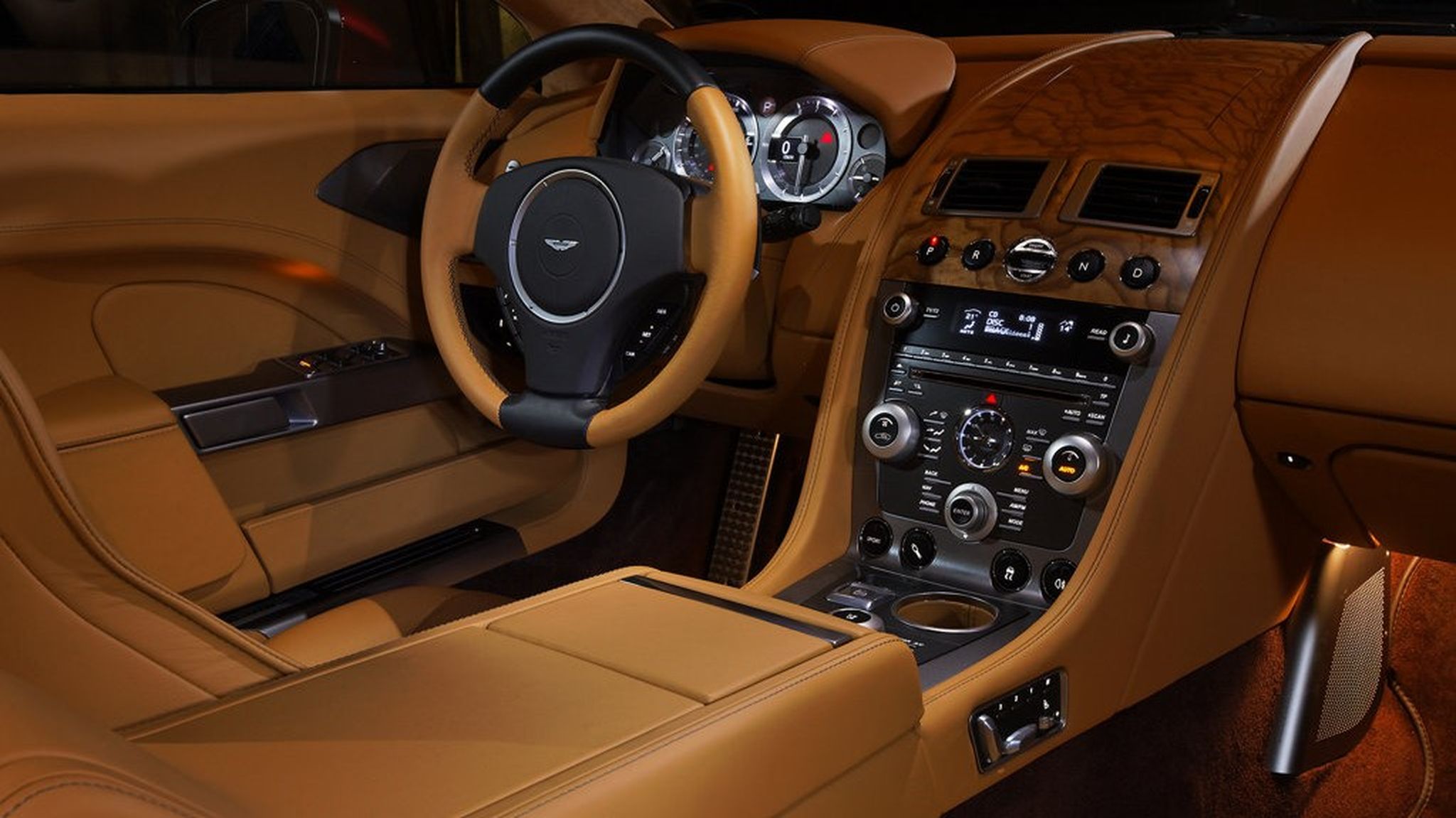 Interior del Aston Martin Rapide