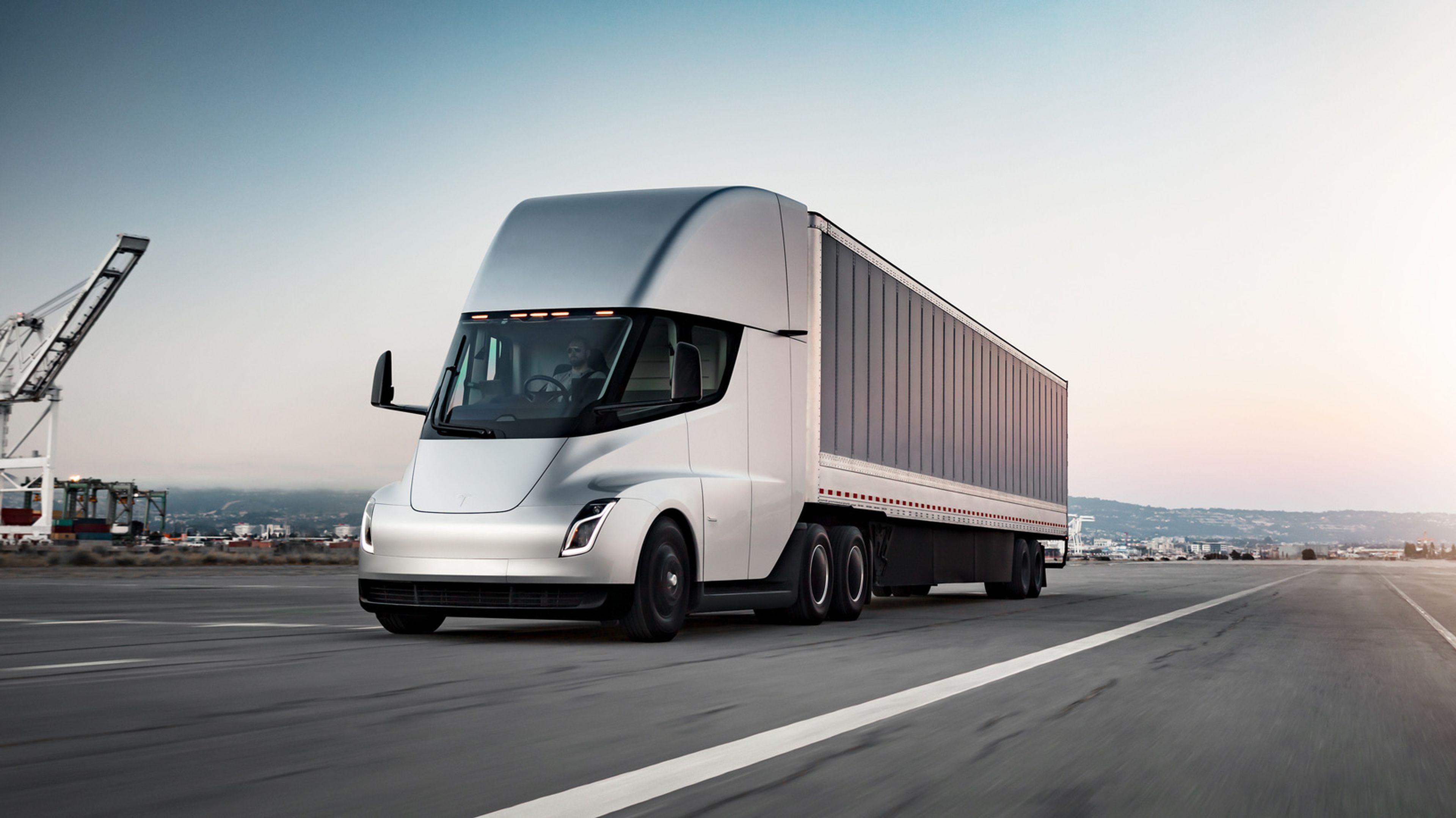El Tesla Semi Truck llegará este año y el Cybertruck lo hará en 2023