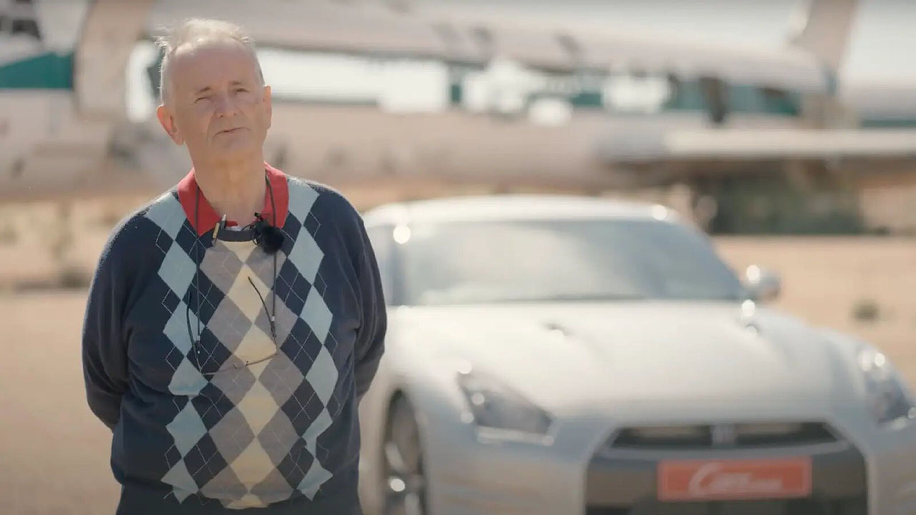 Barry Bigwood condujo un Nissan GT-R con 75 años