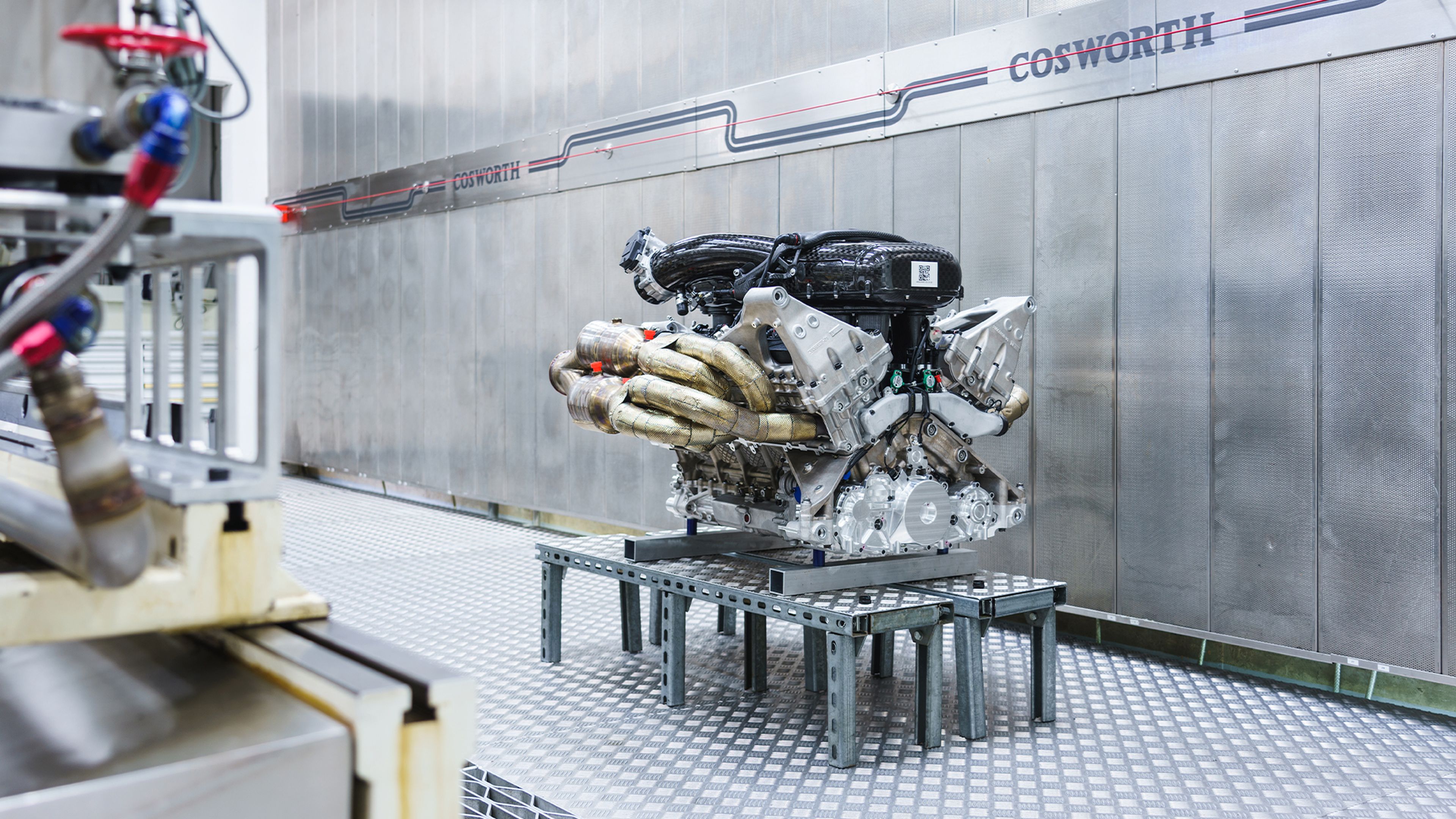 Motor V12 de Aston Martin Cosworth