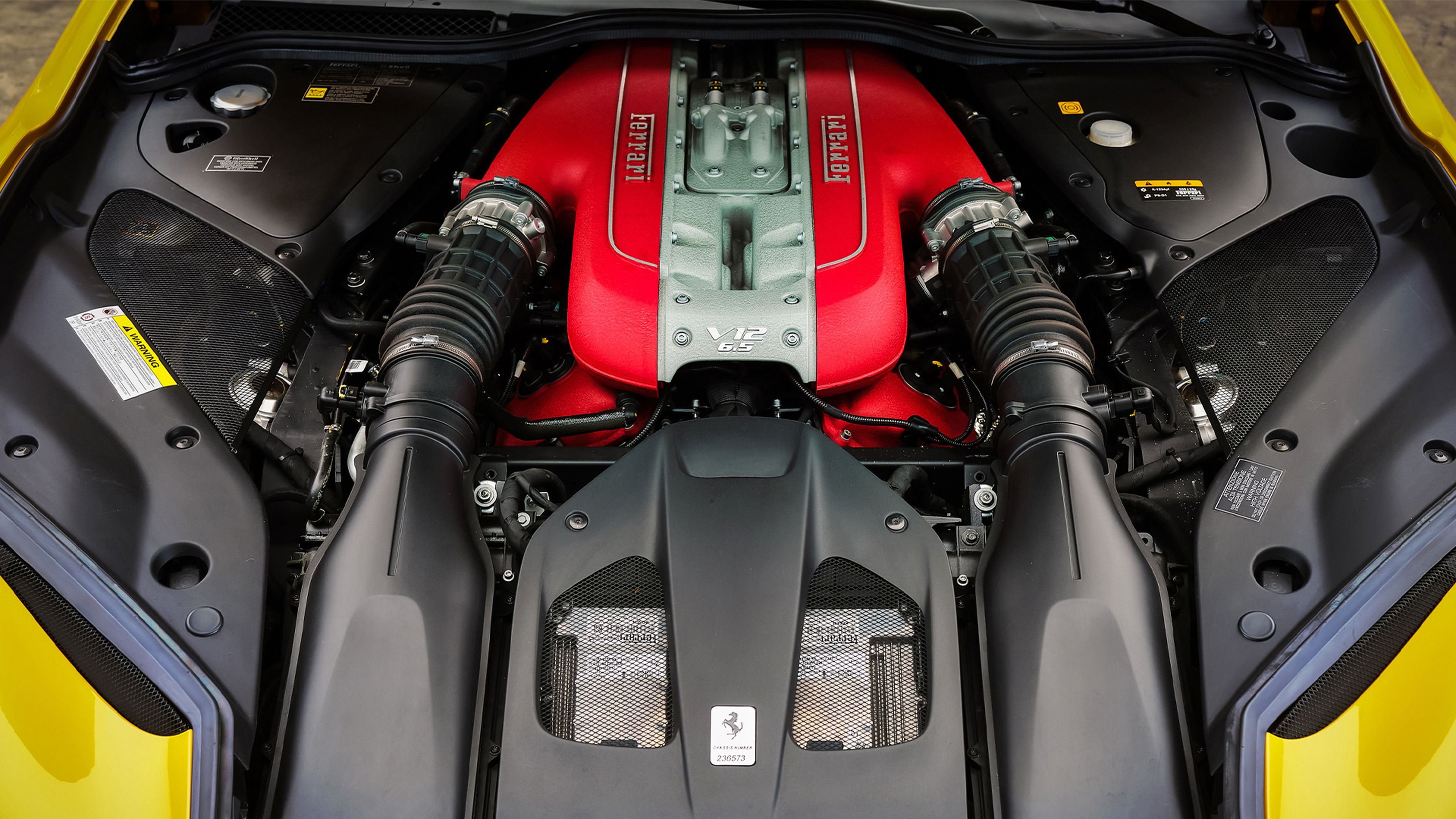 Motor V12 F140 del Ferrari 812 Competizione