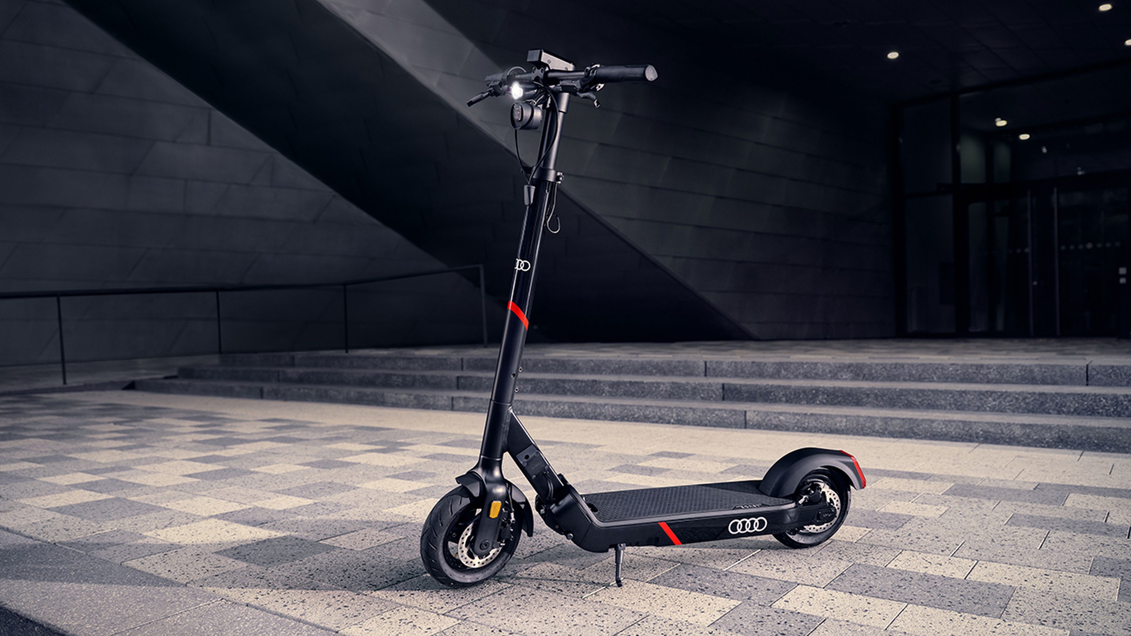 Audi Electric Quick scooter (2)