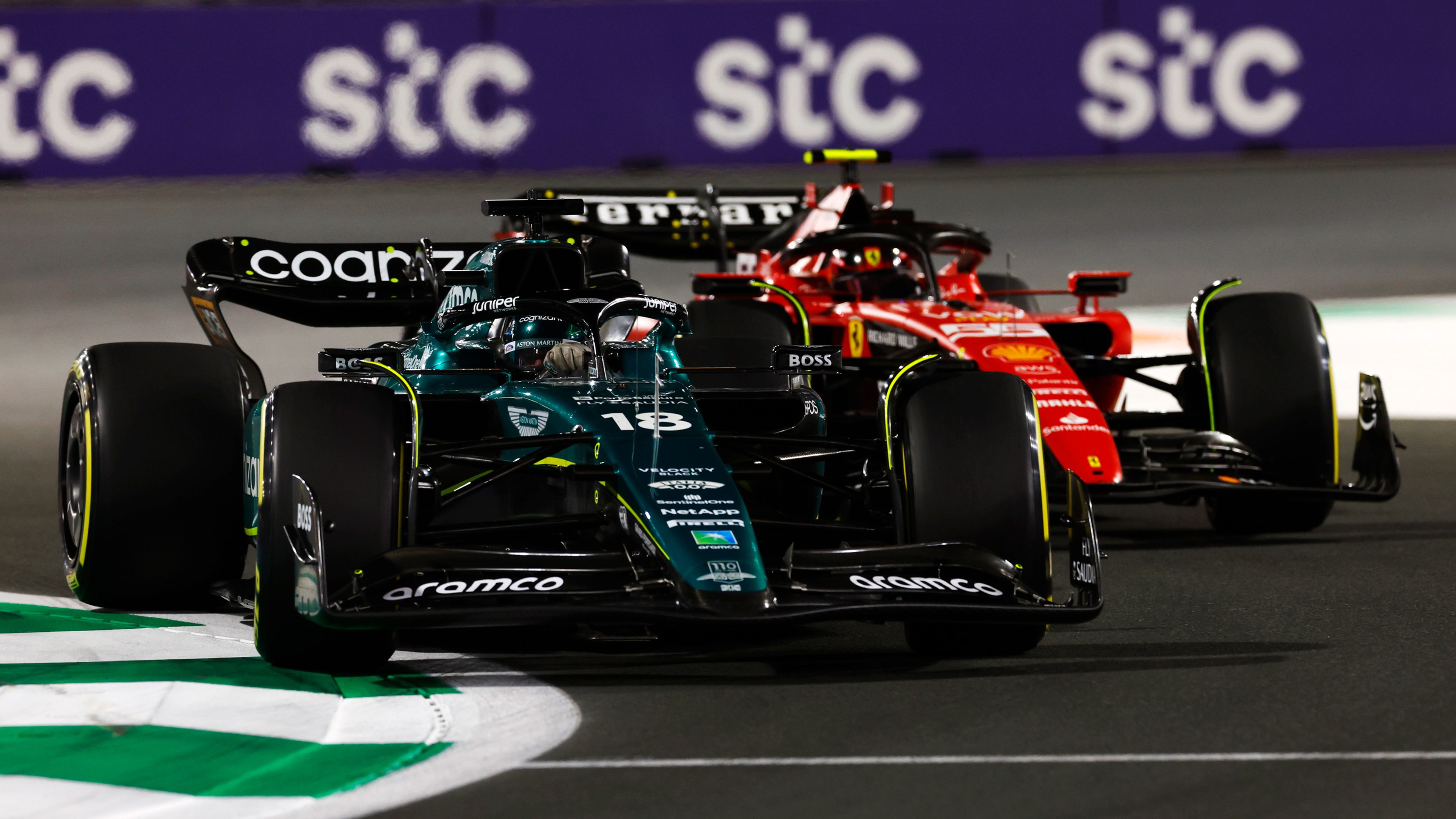 Lance Stroll y Carlos Sainz en el GP de Arabia Saudí de Fórmula 1