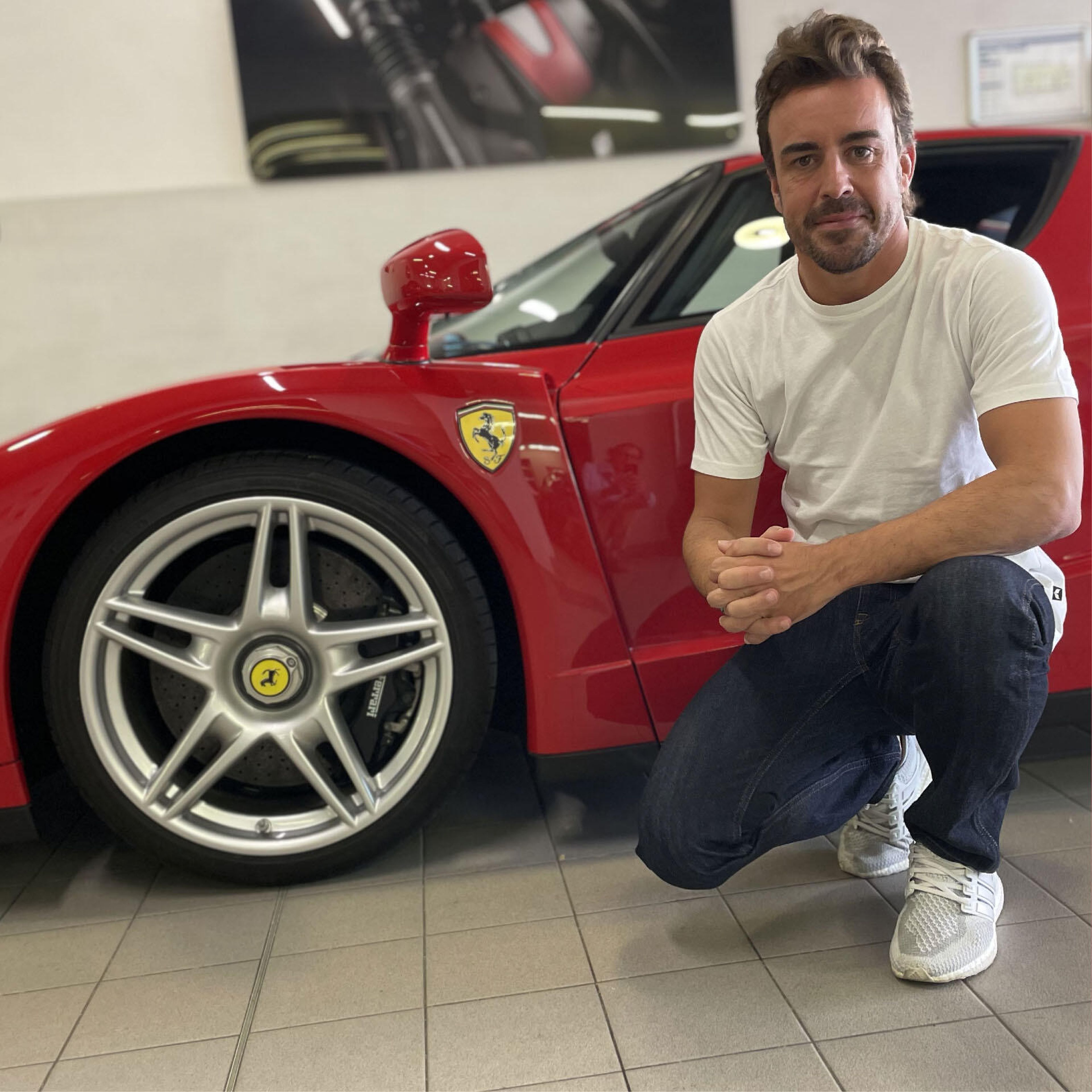 Fernando Alonso vende su Ferrari Enzo
