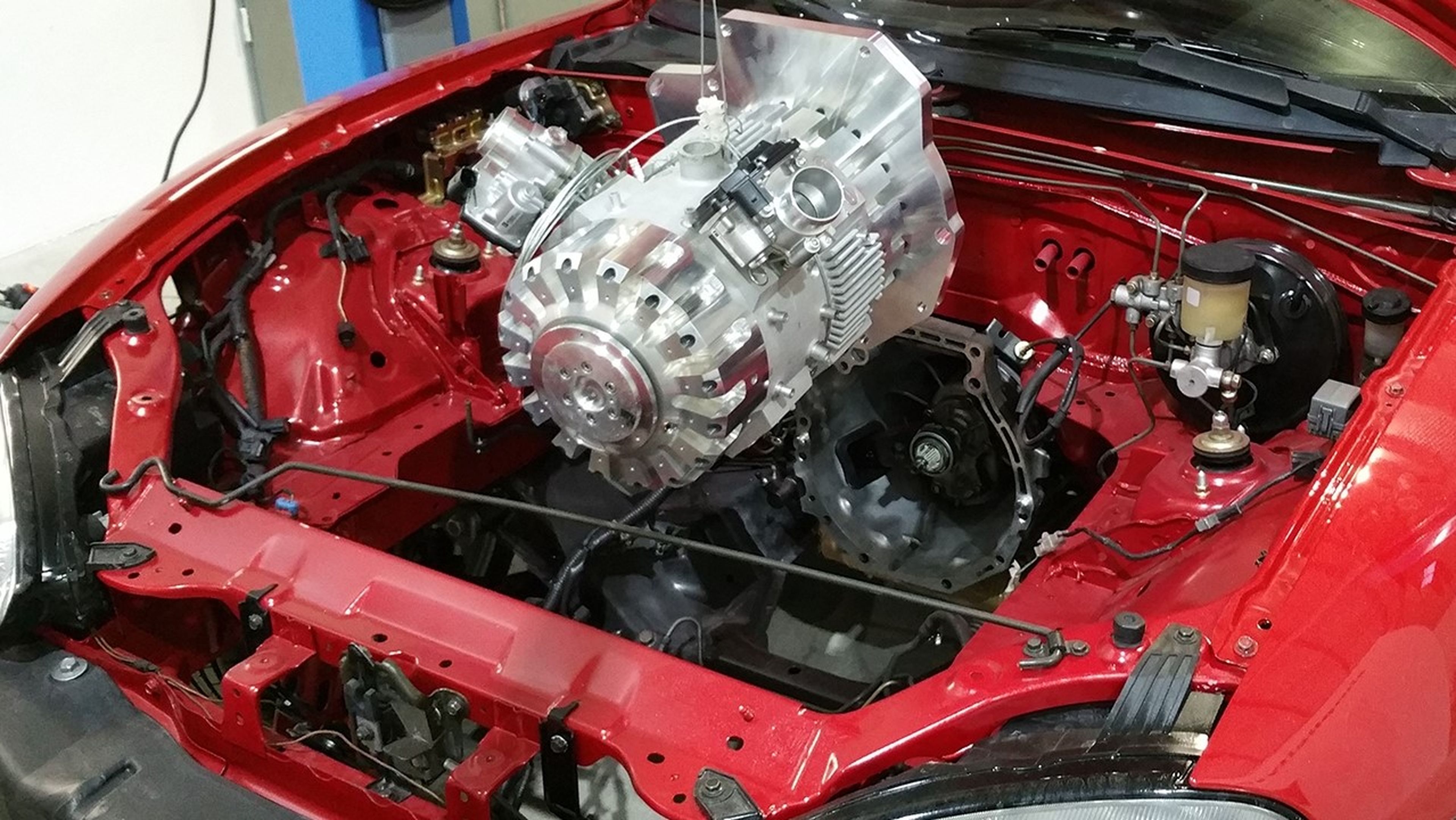 Motor INNengine E-REX en un Mazda MX-5