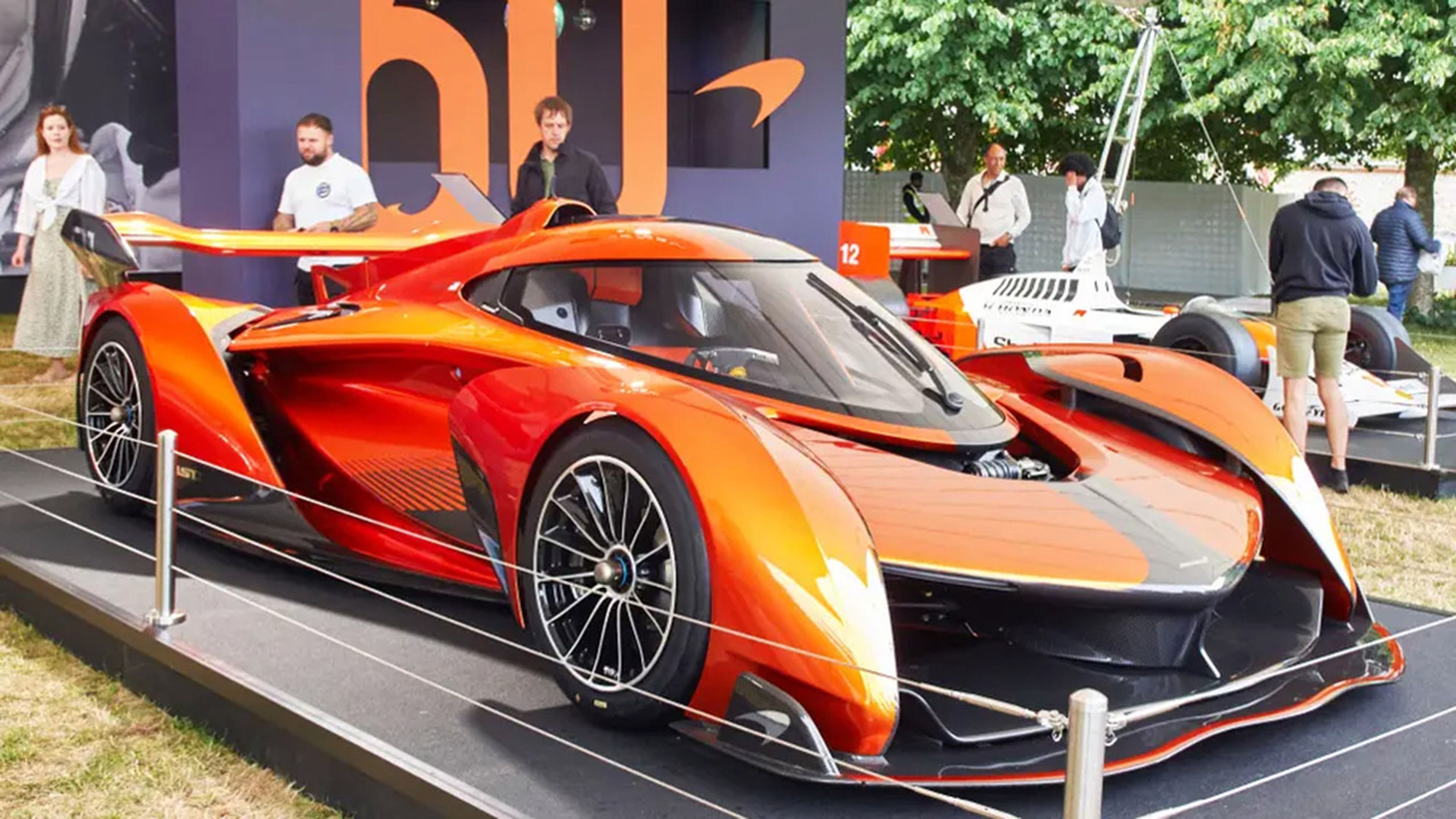 McLaren Solus GT.