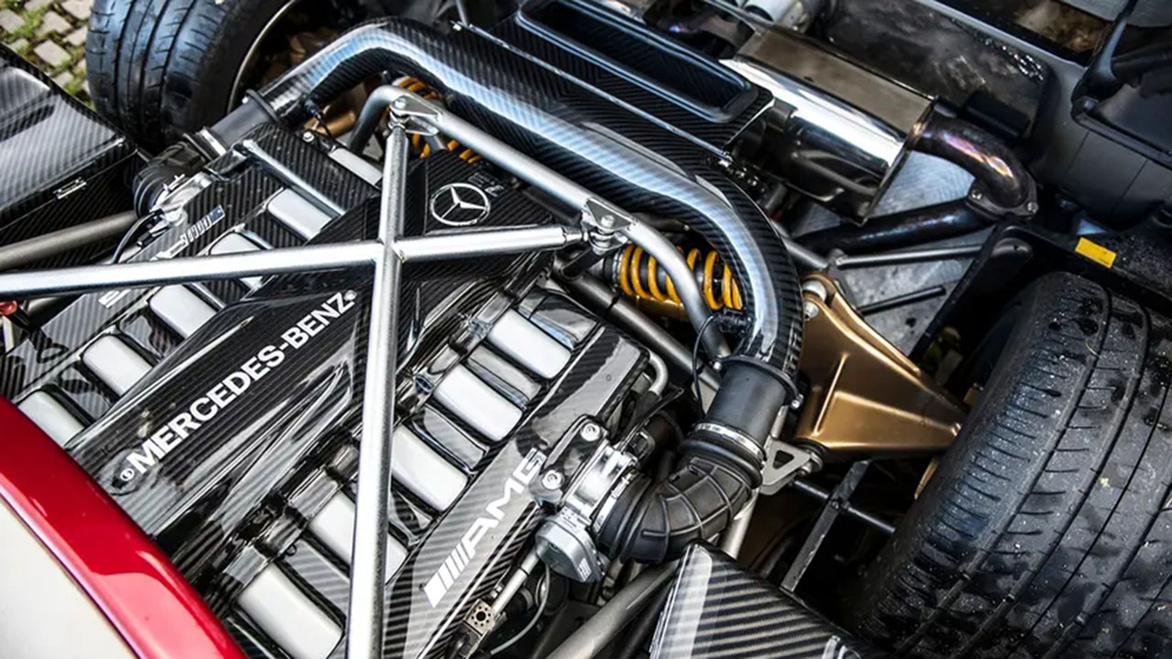 motor Pagani Zonda AMG V12