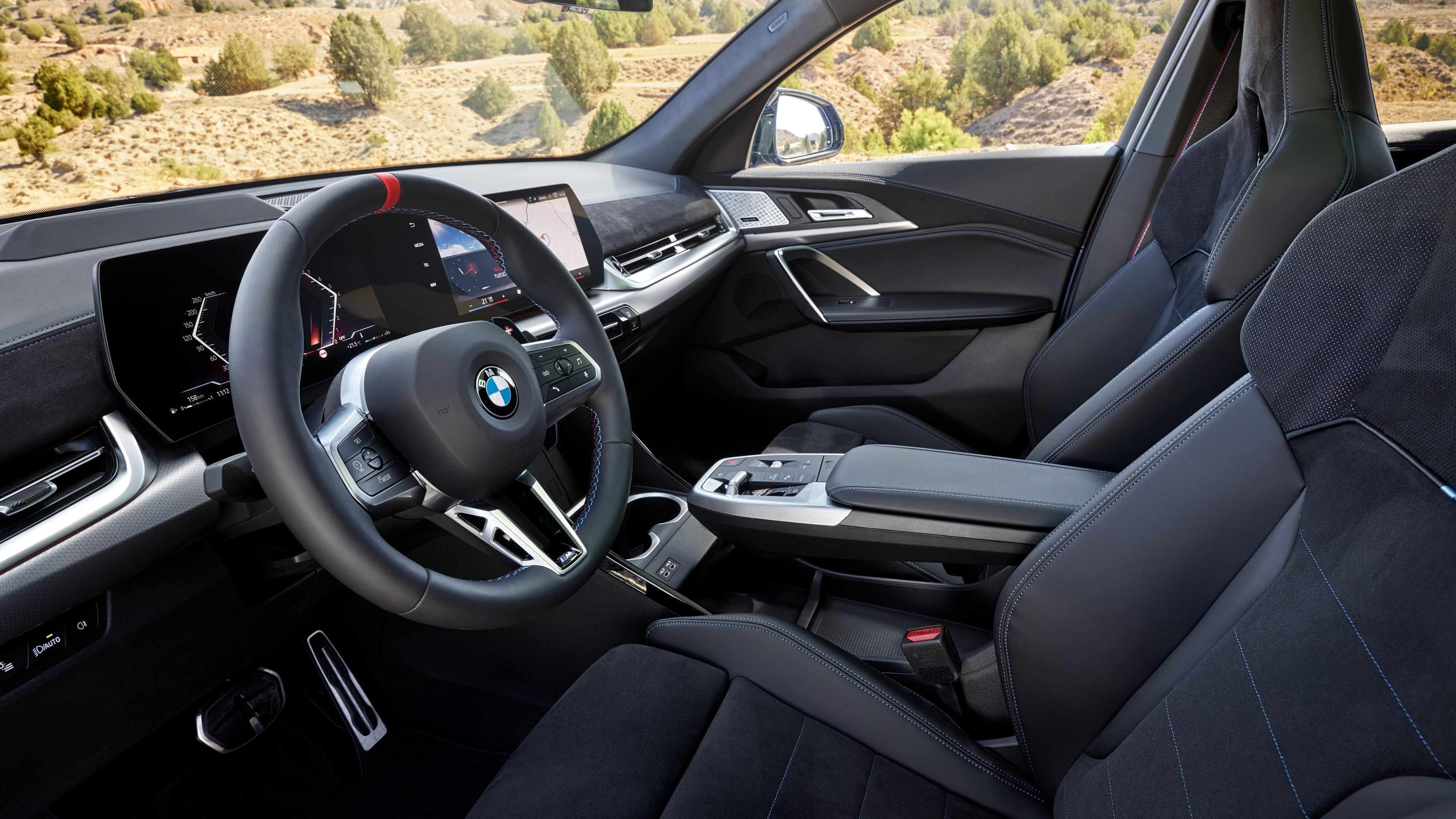 Interior del BMW X2 M35i xDrive