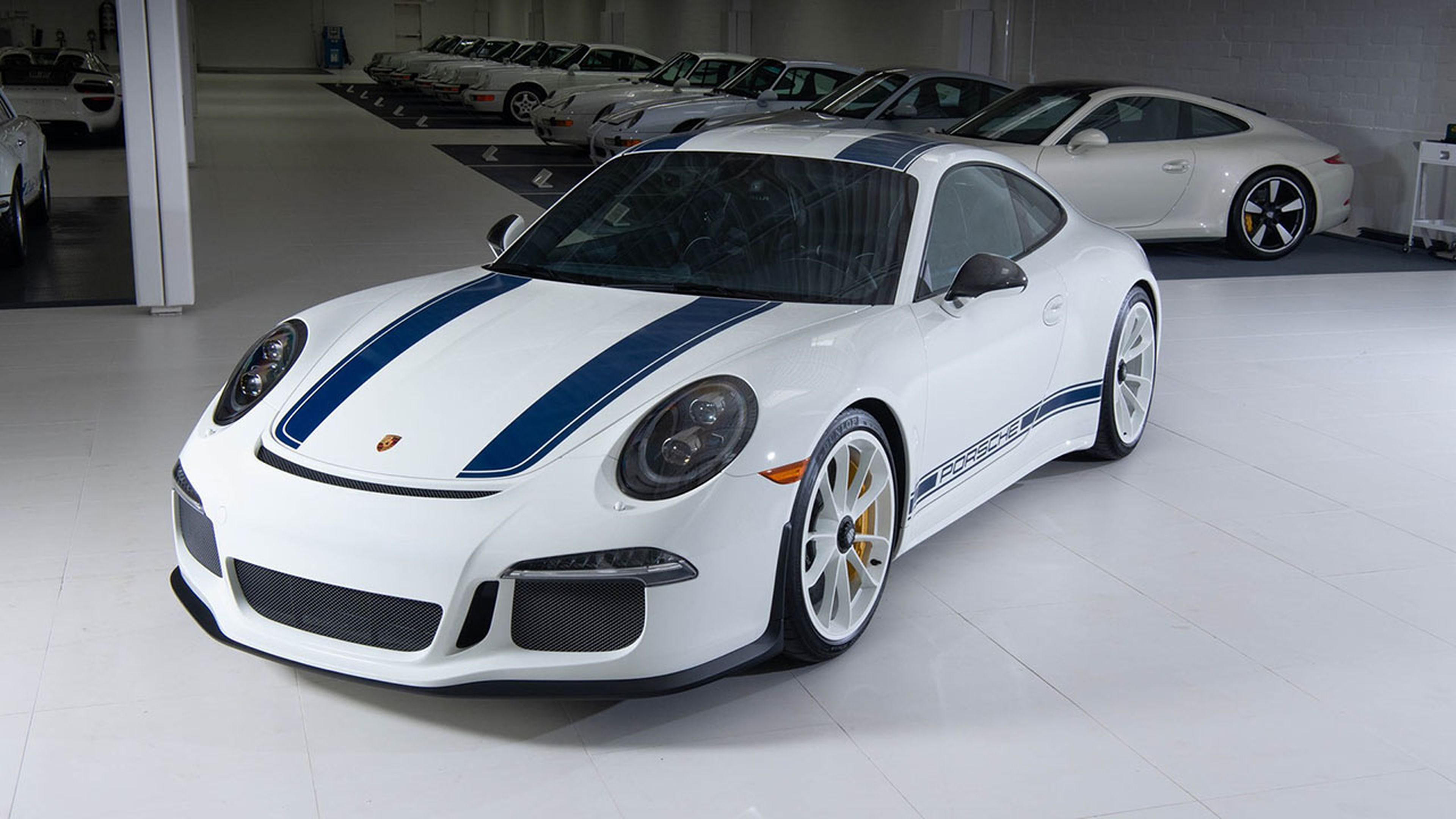 El Porsche 911 R, uno de los coches recientes más afectados por la especulación
