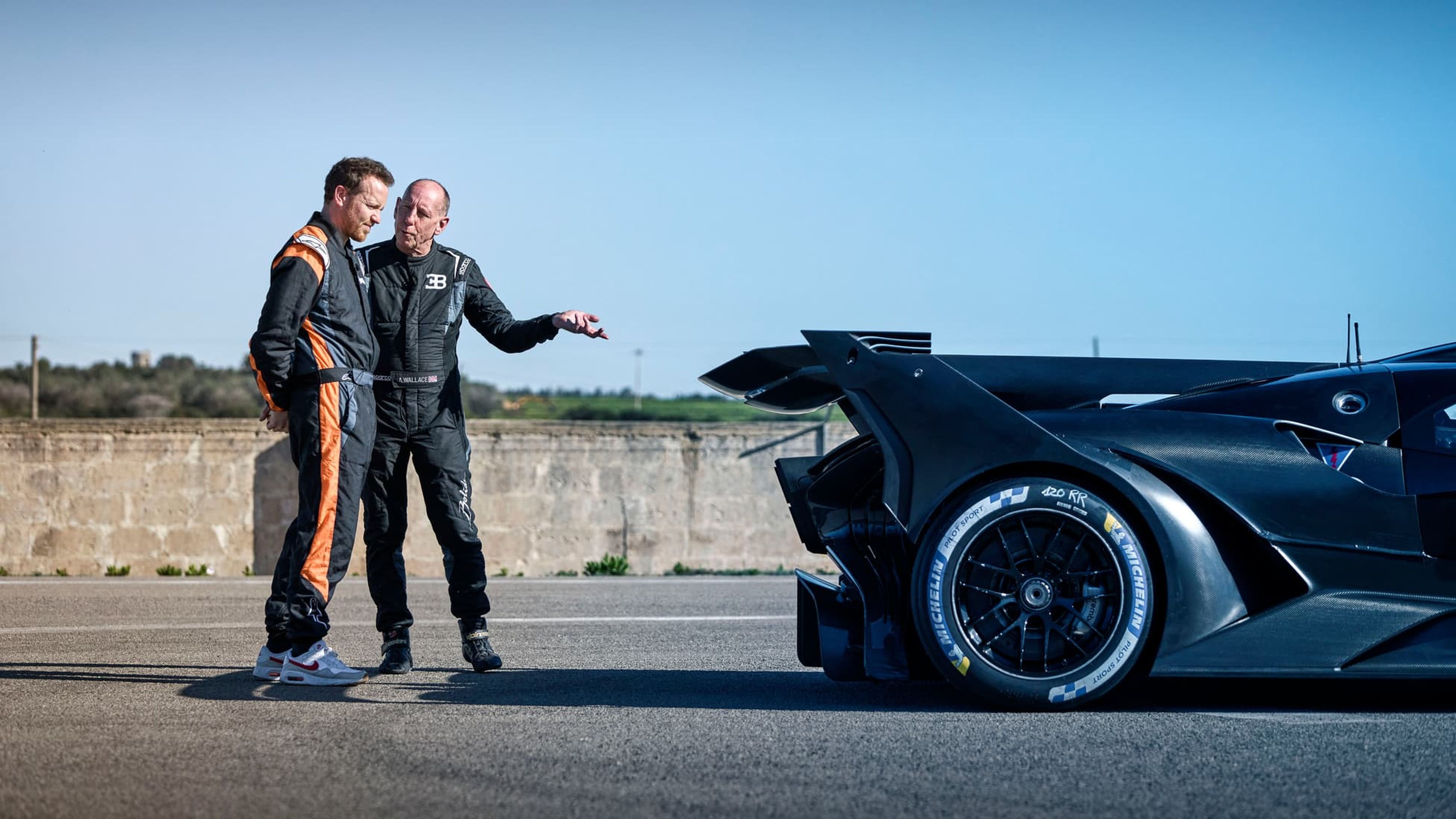 Andy Wallace y Jack Rix, Bugatti Bolide