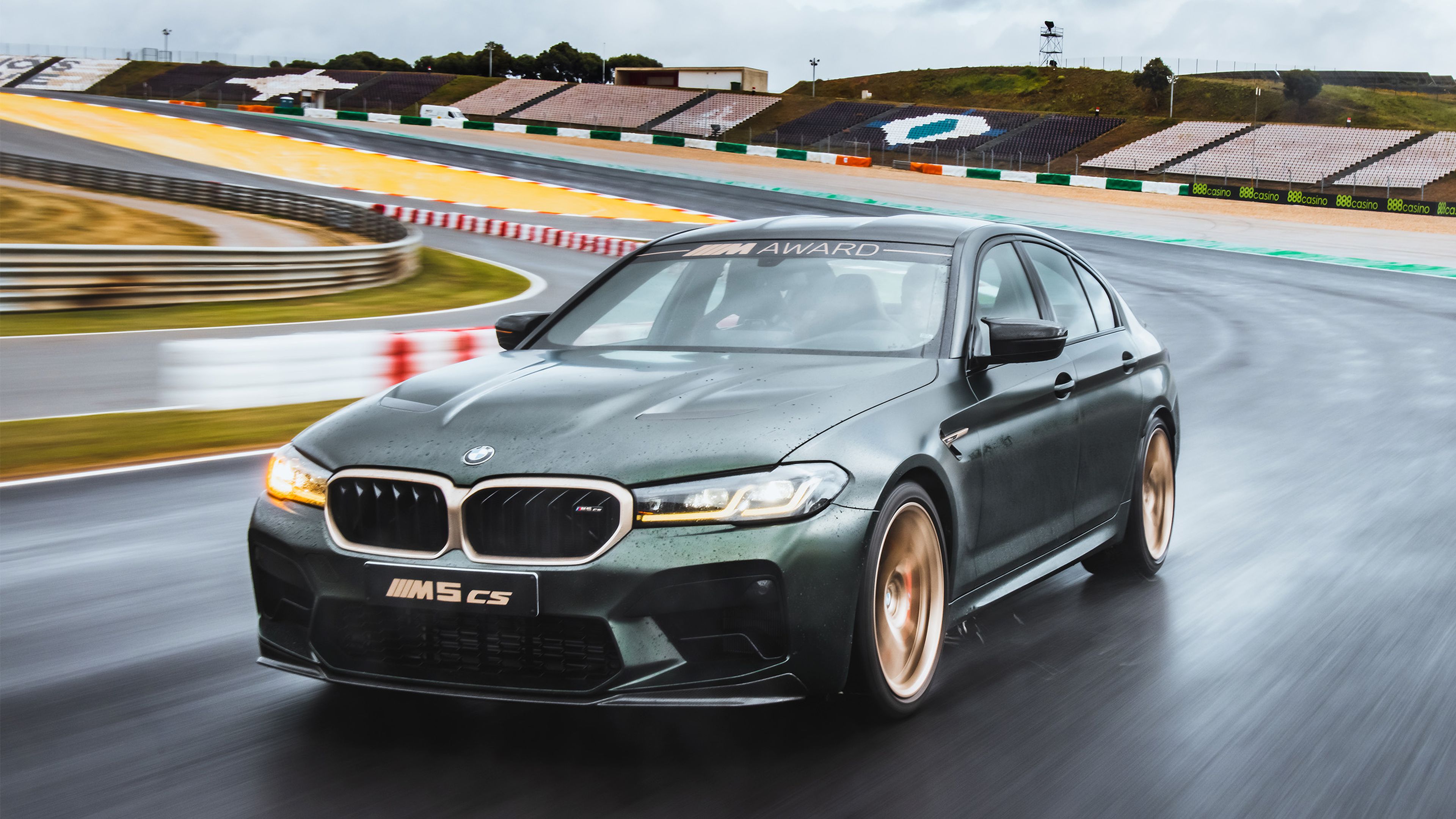 BMW M5 CS